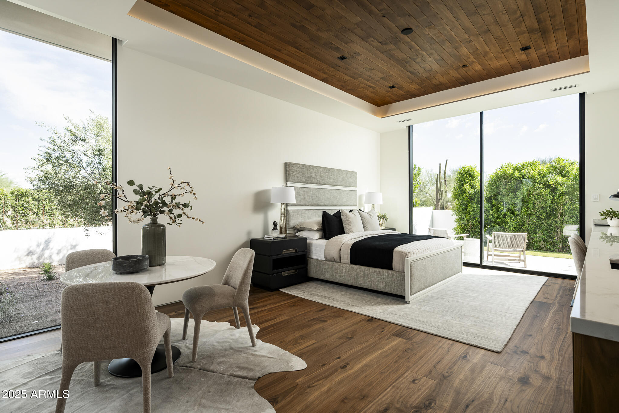 6911 E JACKRABBIT Road