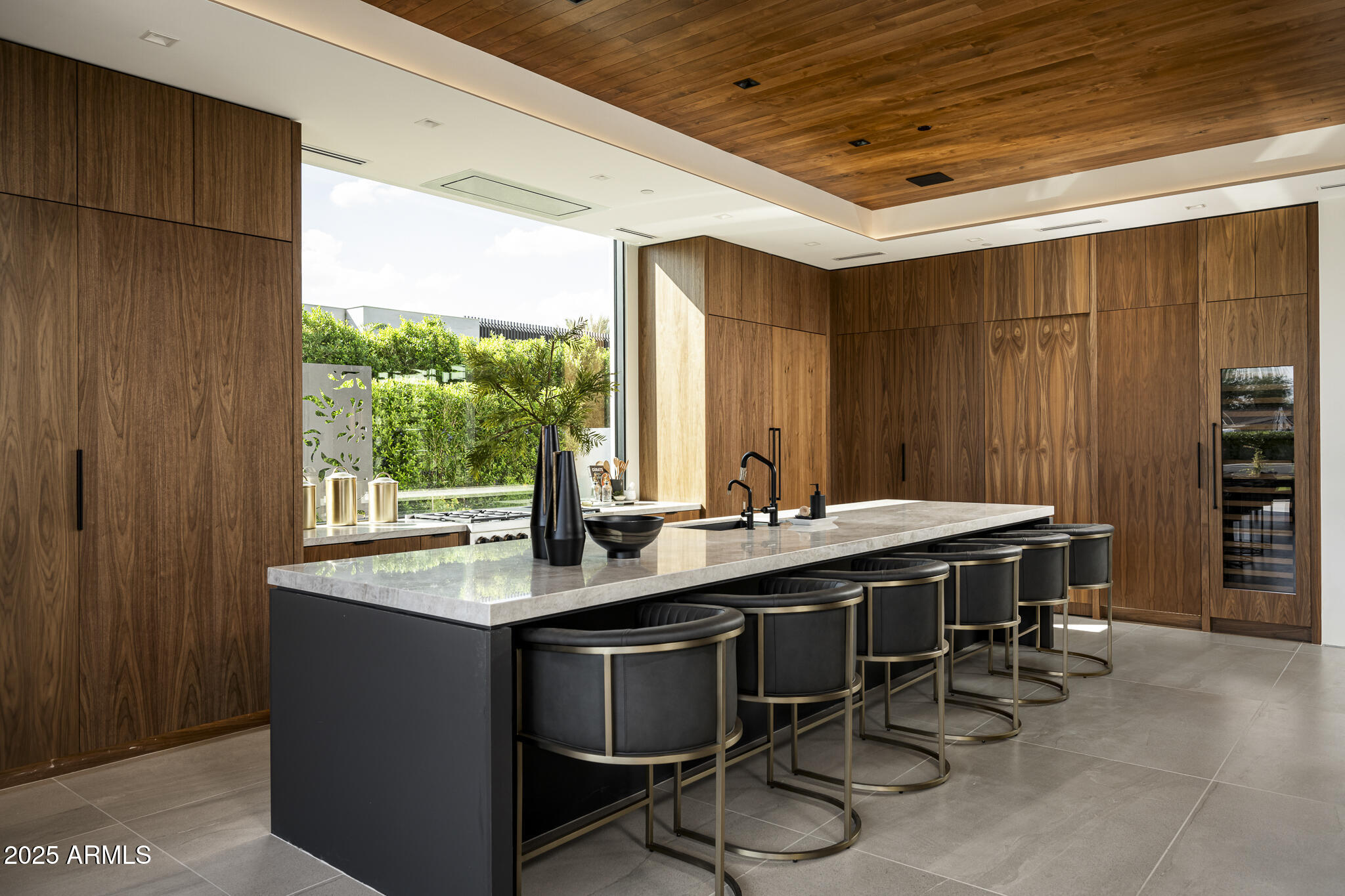 6911 E JACKRABBIT Road