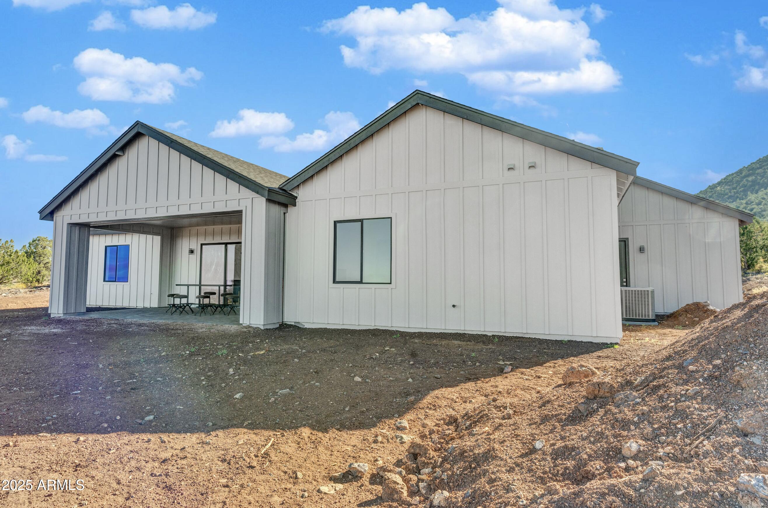 2045 Bella Vista Loop