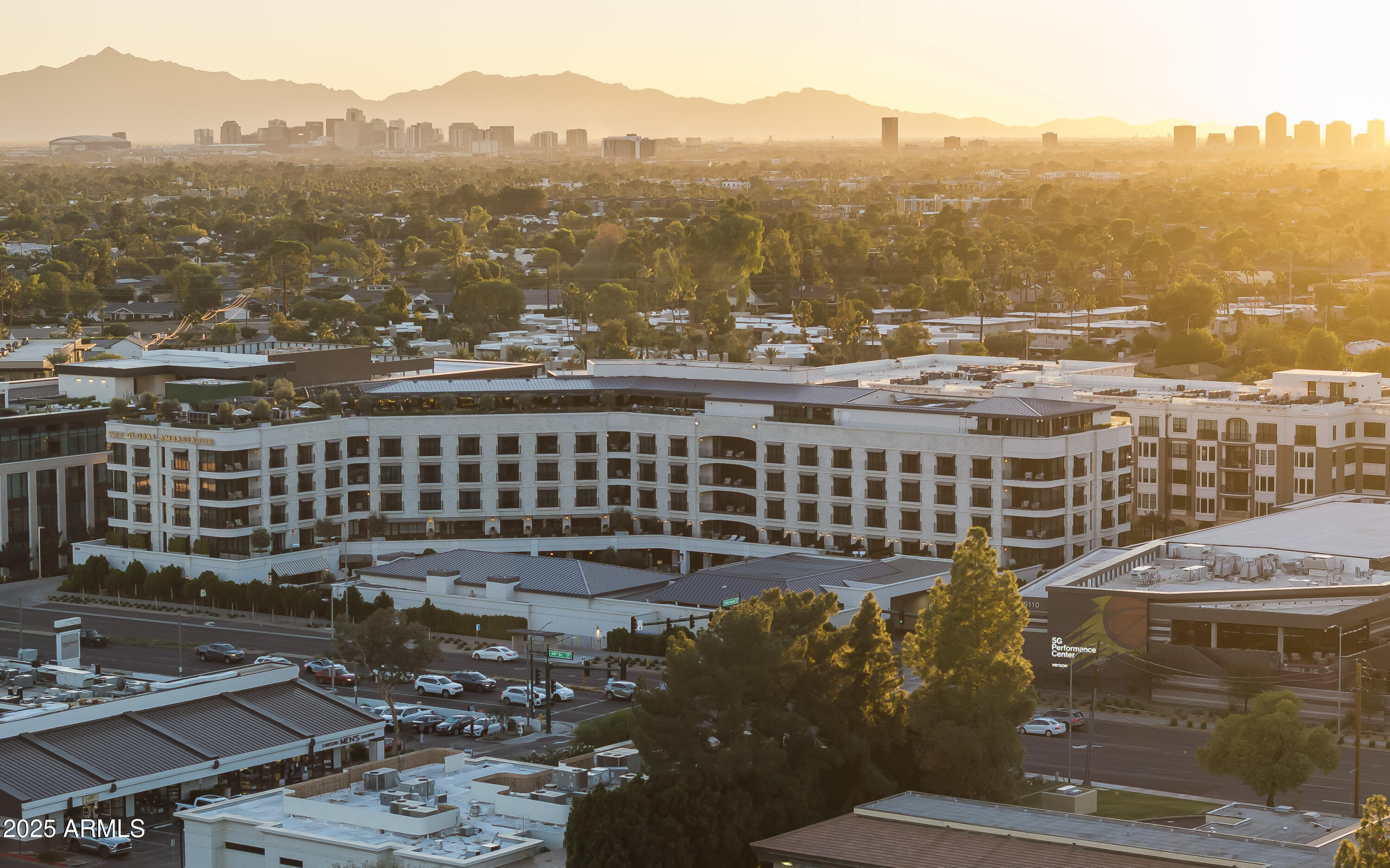 4446 E CAMELBACK Road, 102