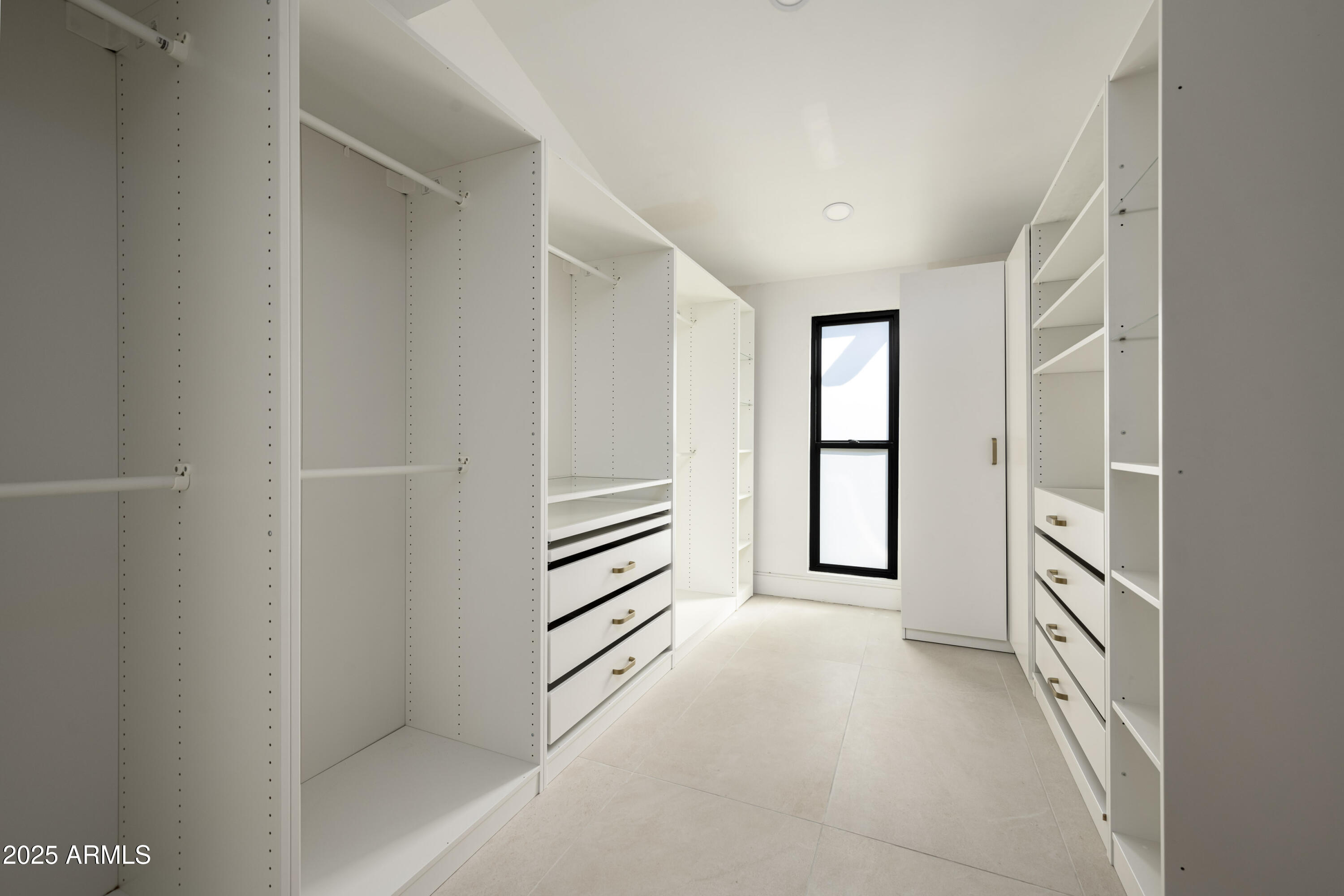 4446 E CAMELBACK Road, 102