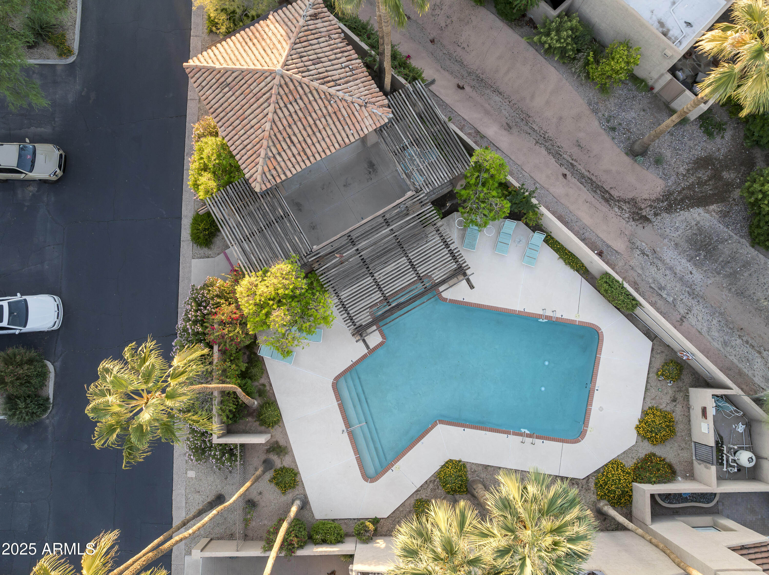 4446 E CAMELBACK Road, 102