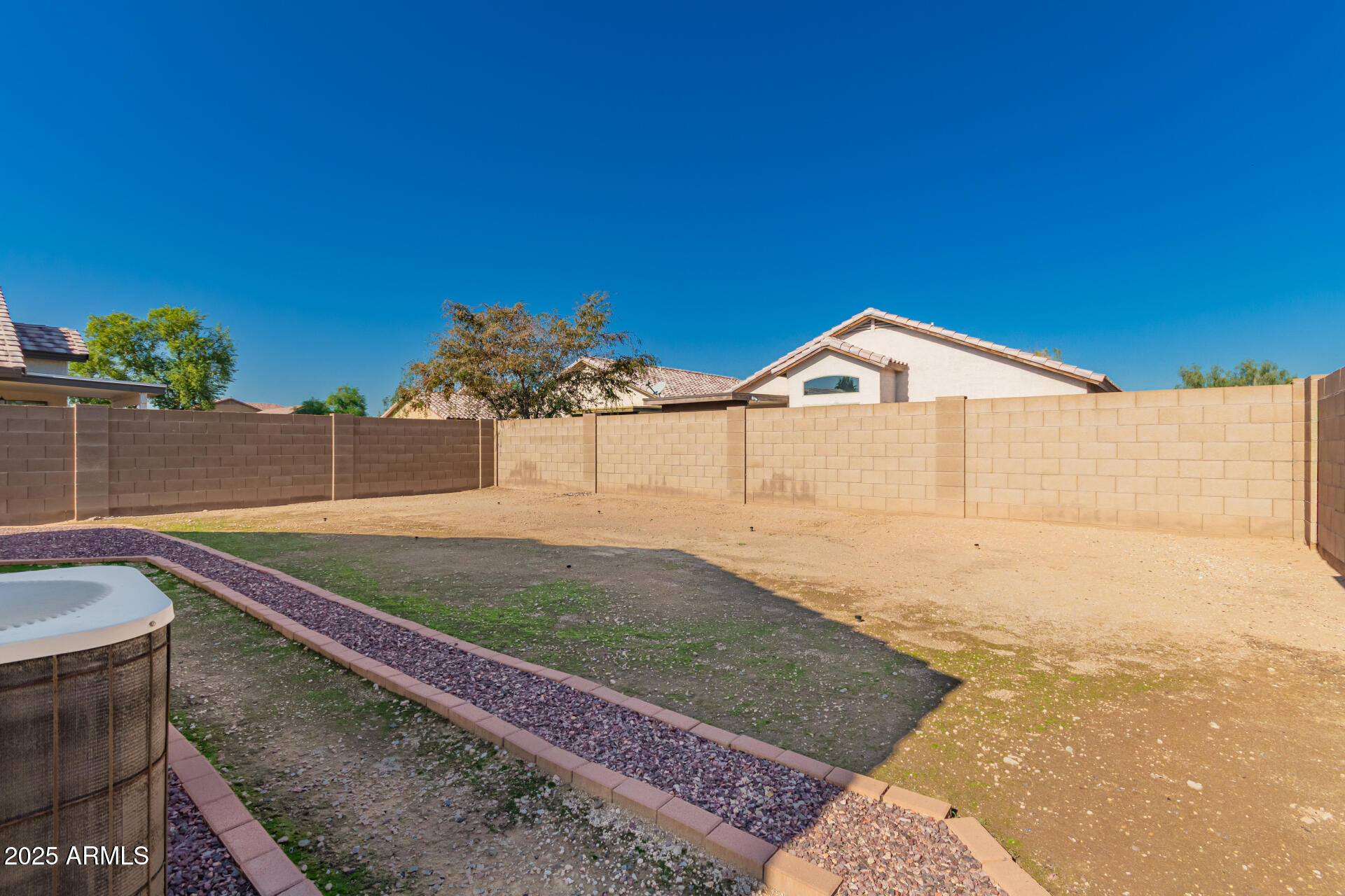 15882 W MADISON Street