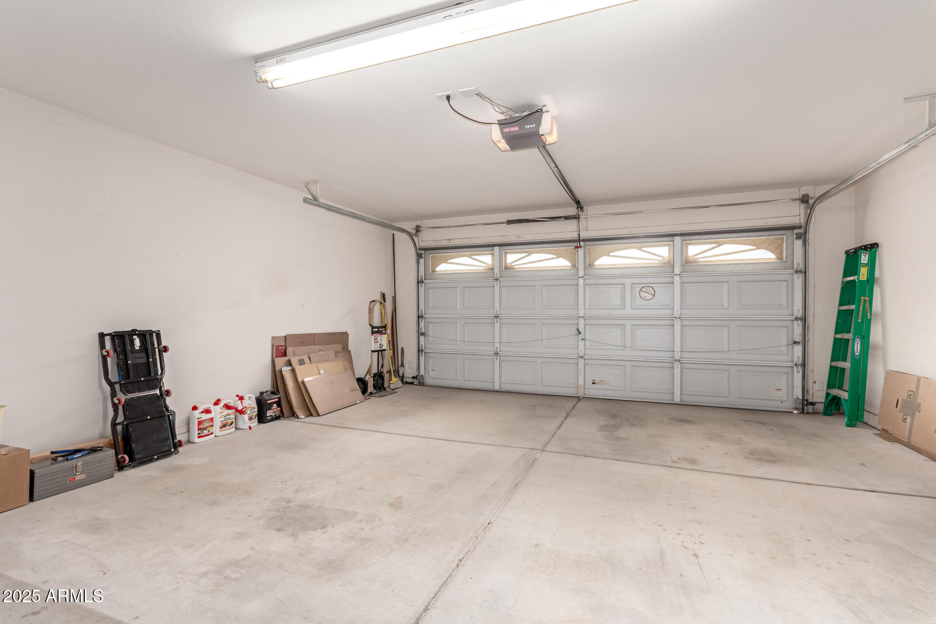 15882 W MADISON Street