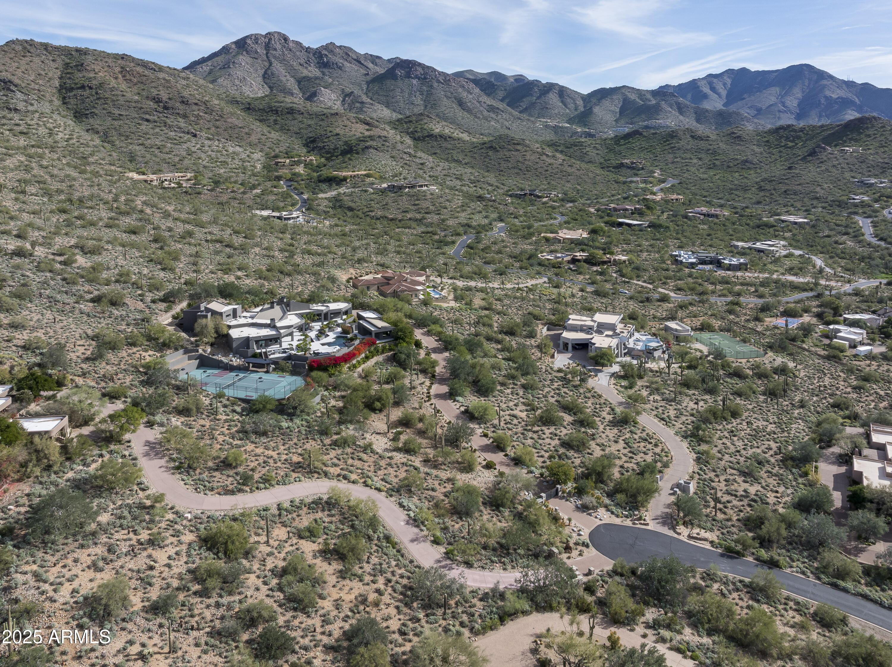 10324 E CALLE DE LAS BRISAS