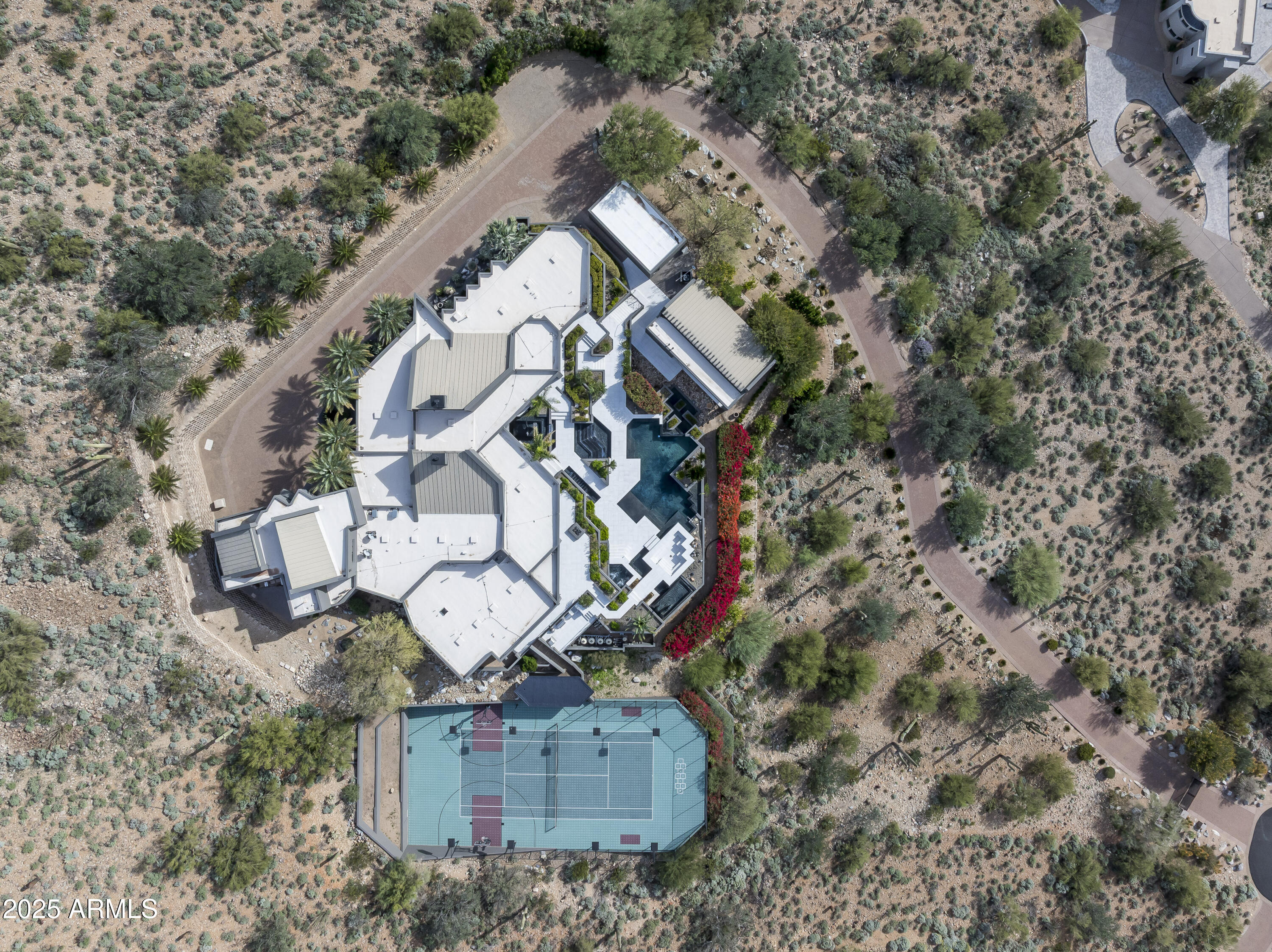 10324 E CALLE DE LAS BRISAS