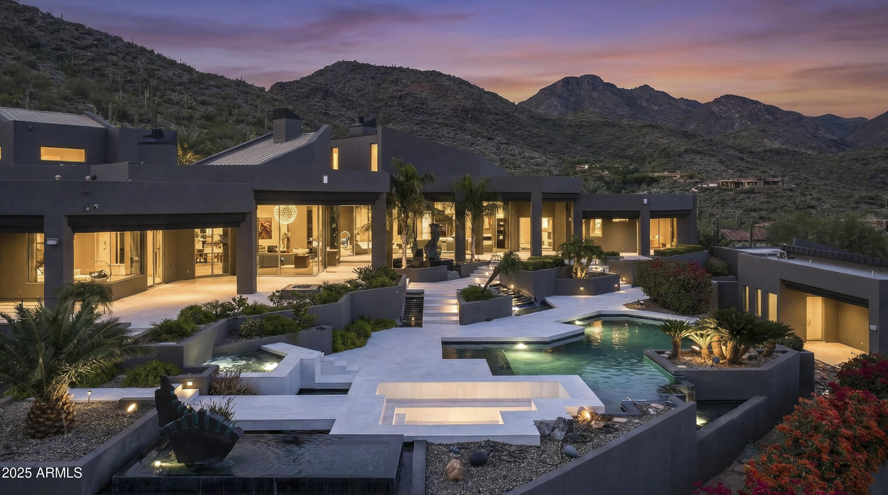 10324 E CALLE DE LAS BRISAS