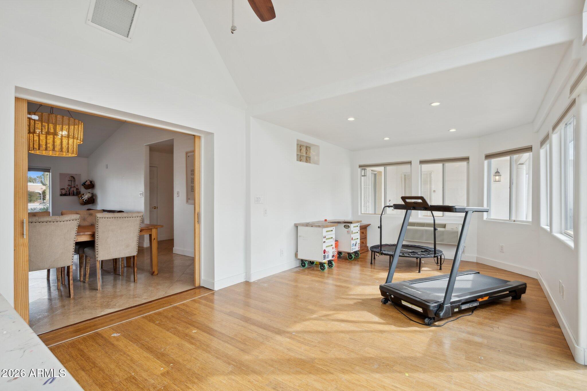 6001 E THUNDERBIRD Road