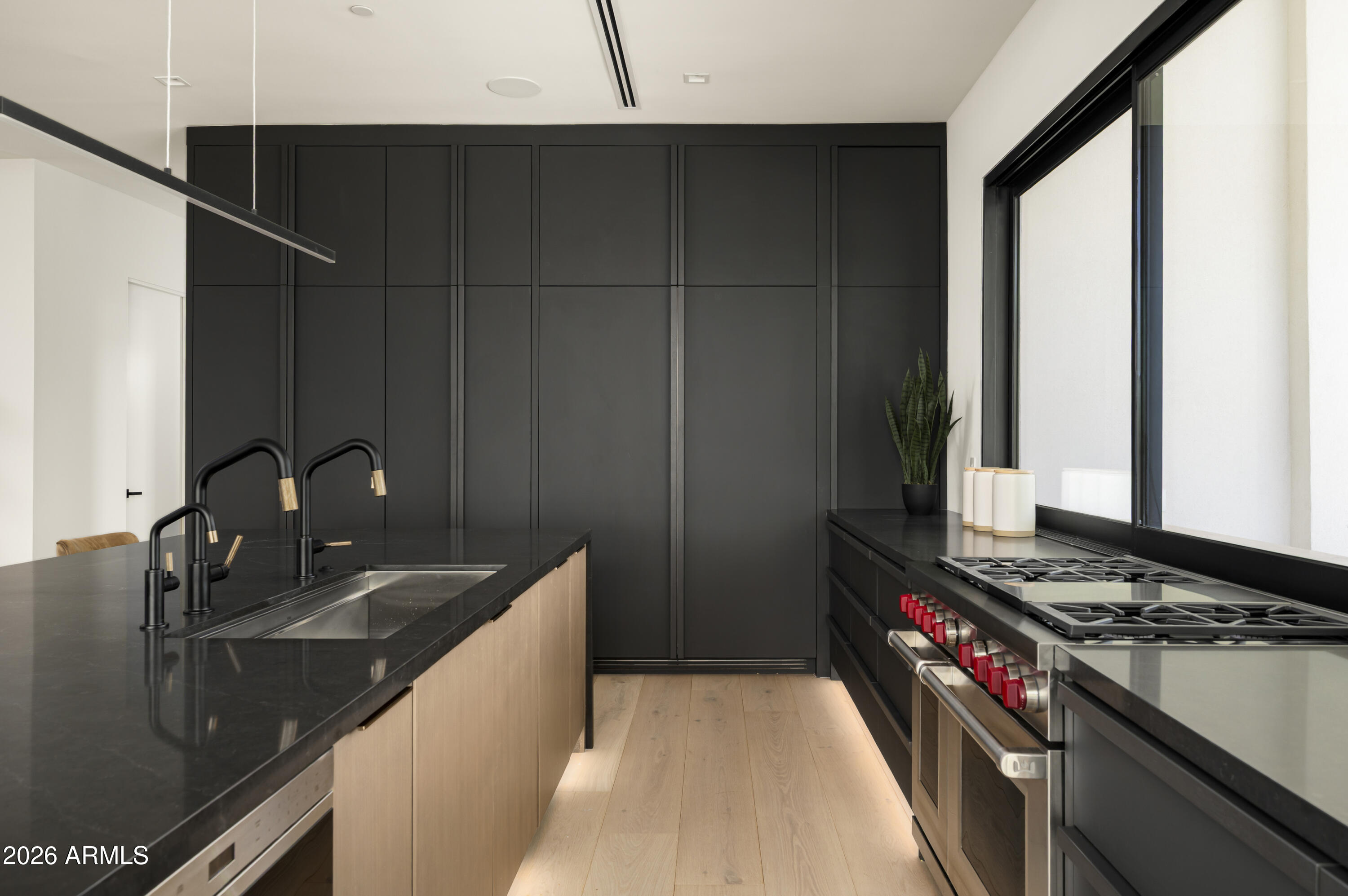 7780 E VAQUERO Drive