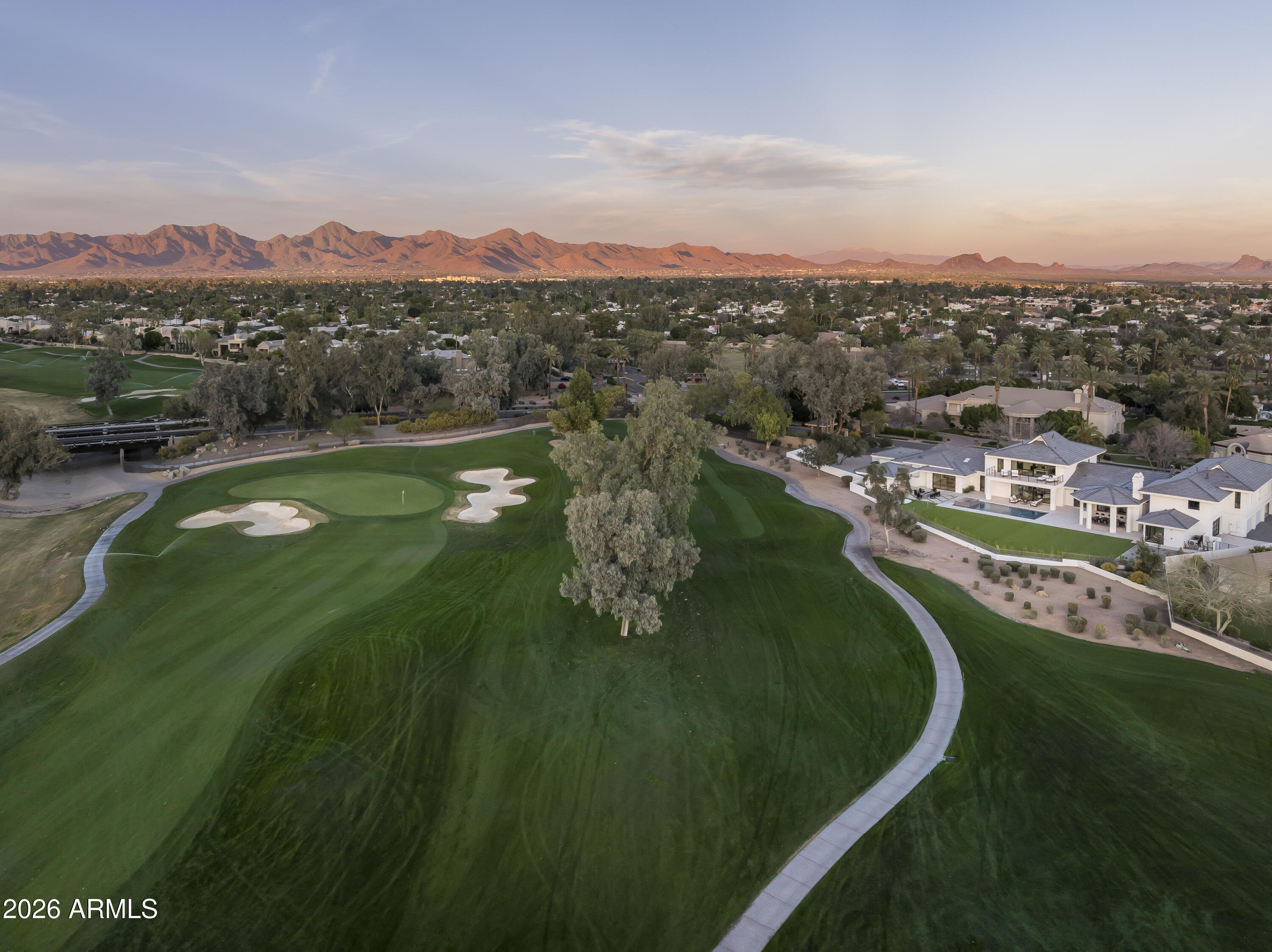 7780 E VAQUERO Drive