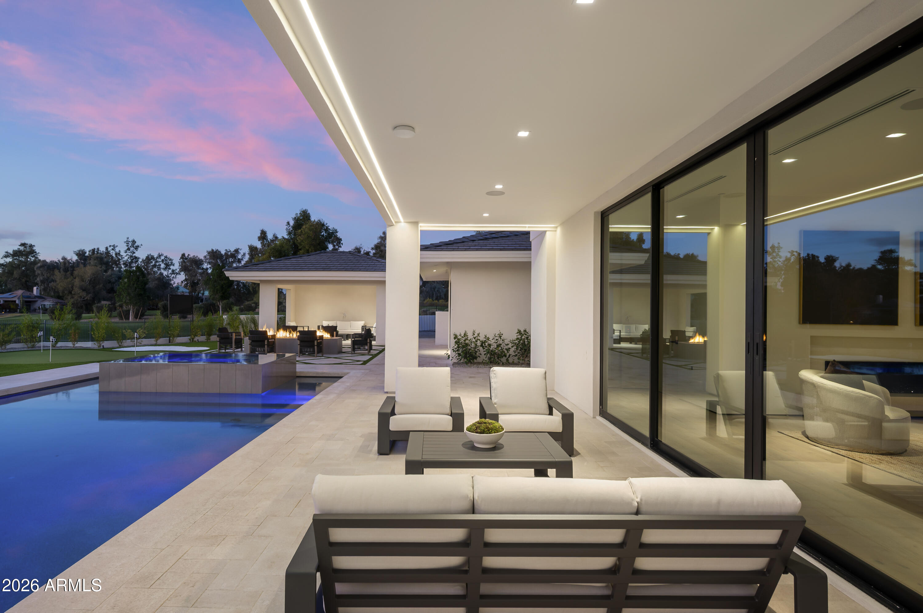 7780 E VAQUERO Drive