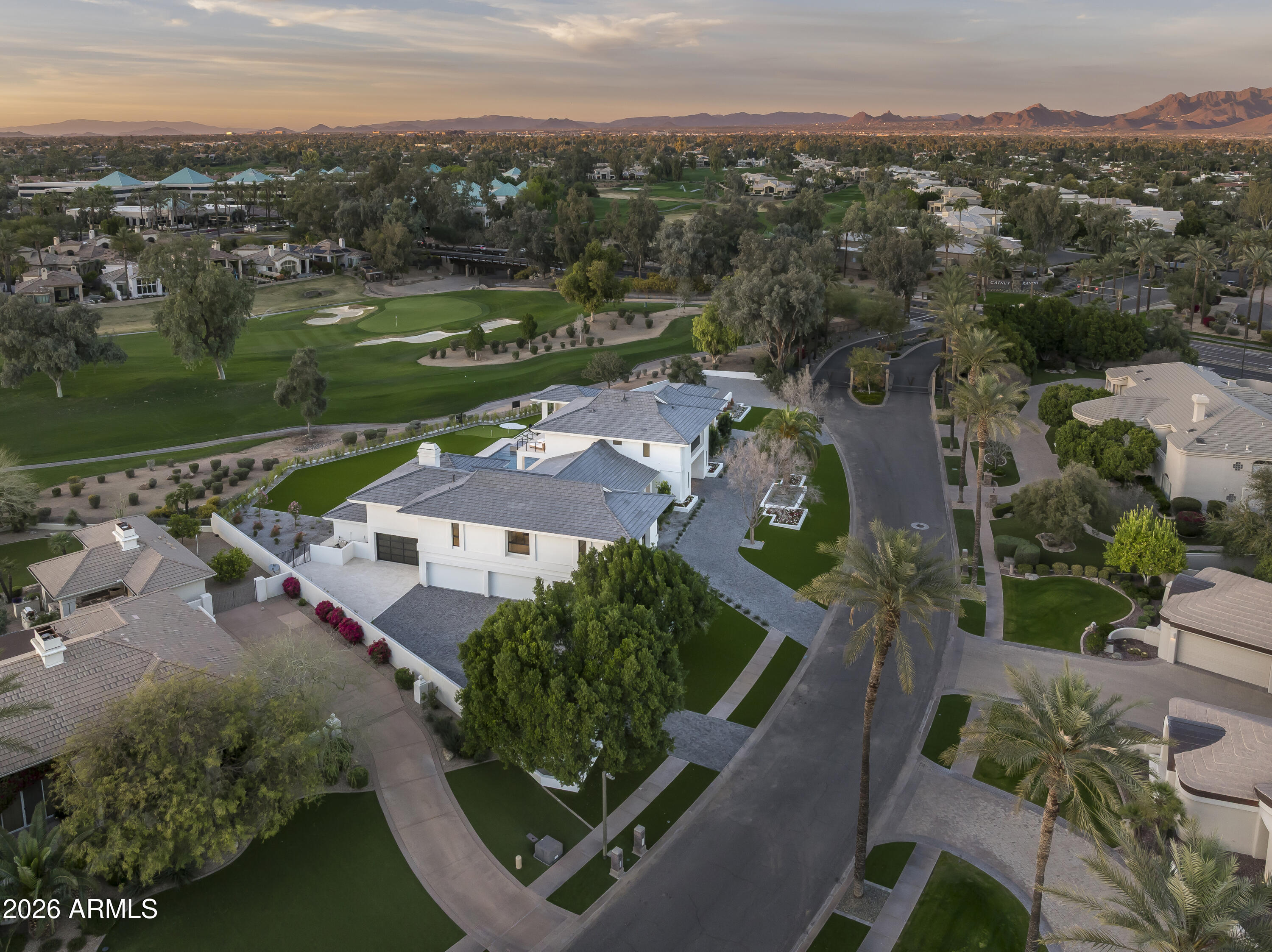 7780 E VAQUERO Drive