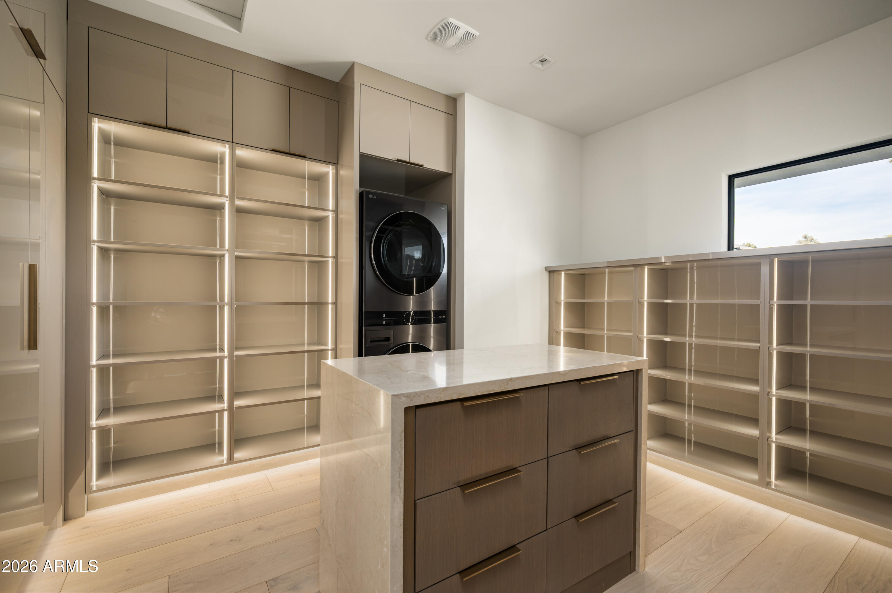 7780 E VAQUERO Drive