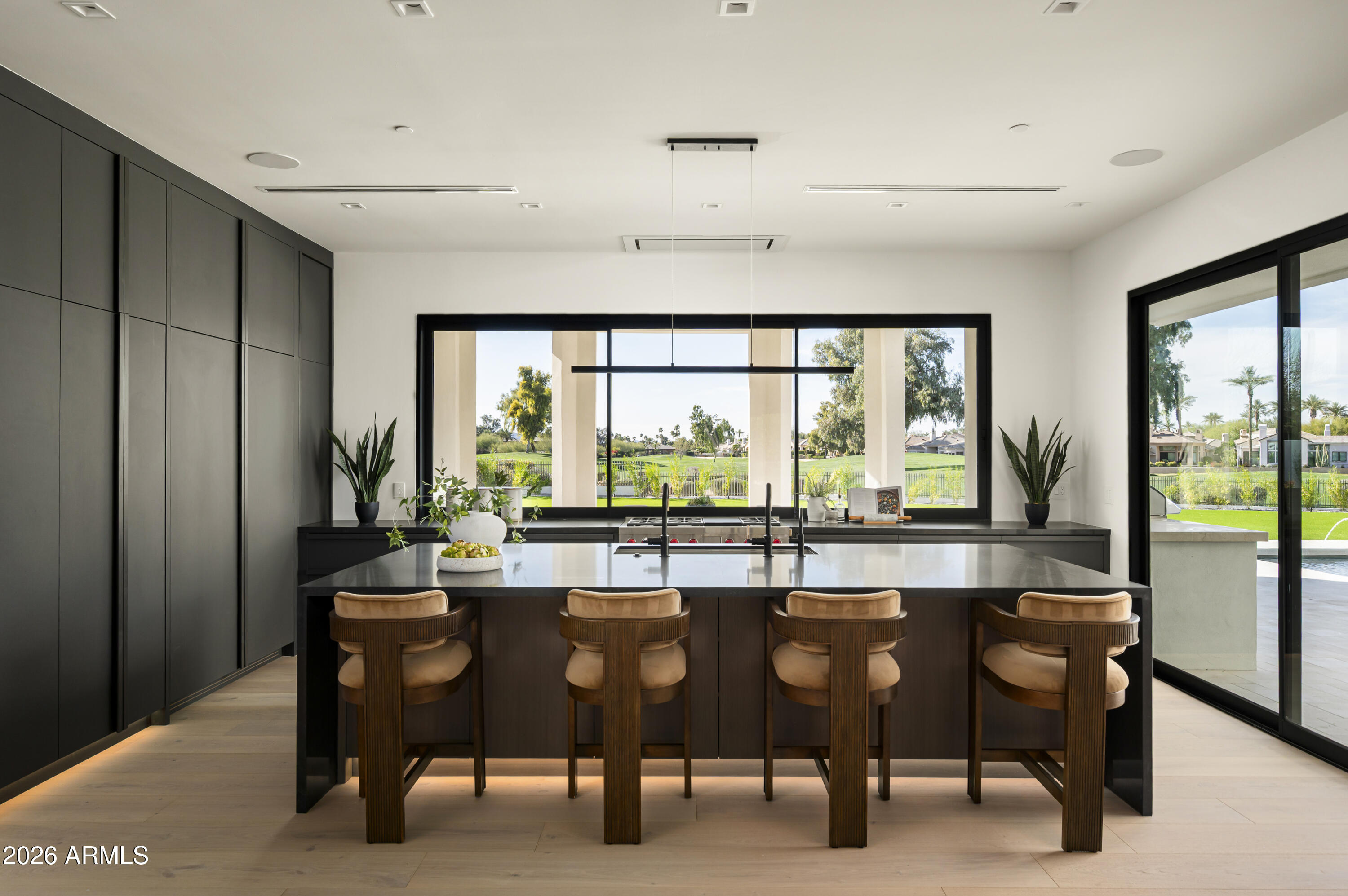 7780 E VAQUERO Drive