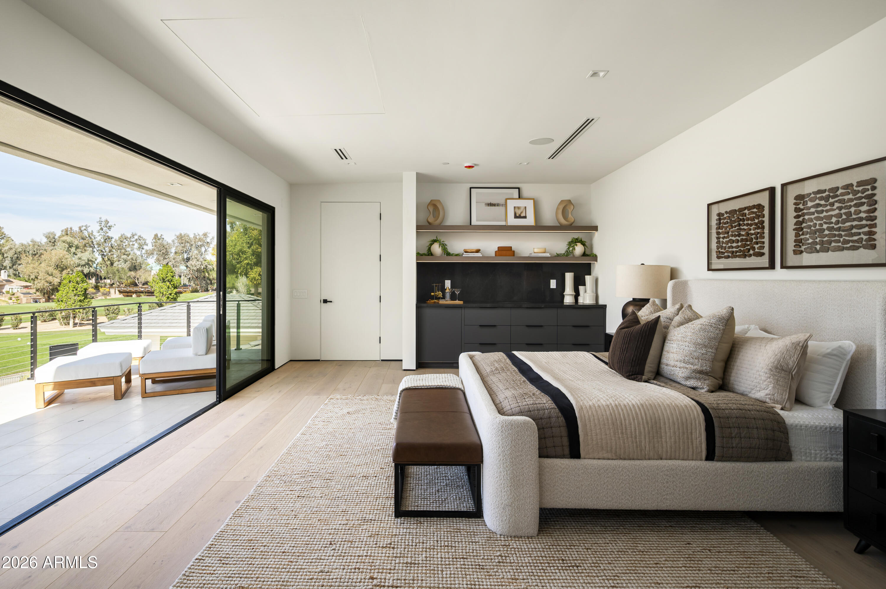 7780 E VAQUERO Drive