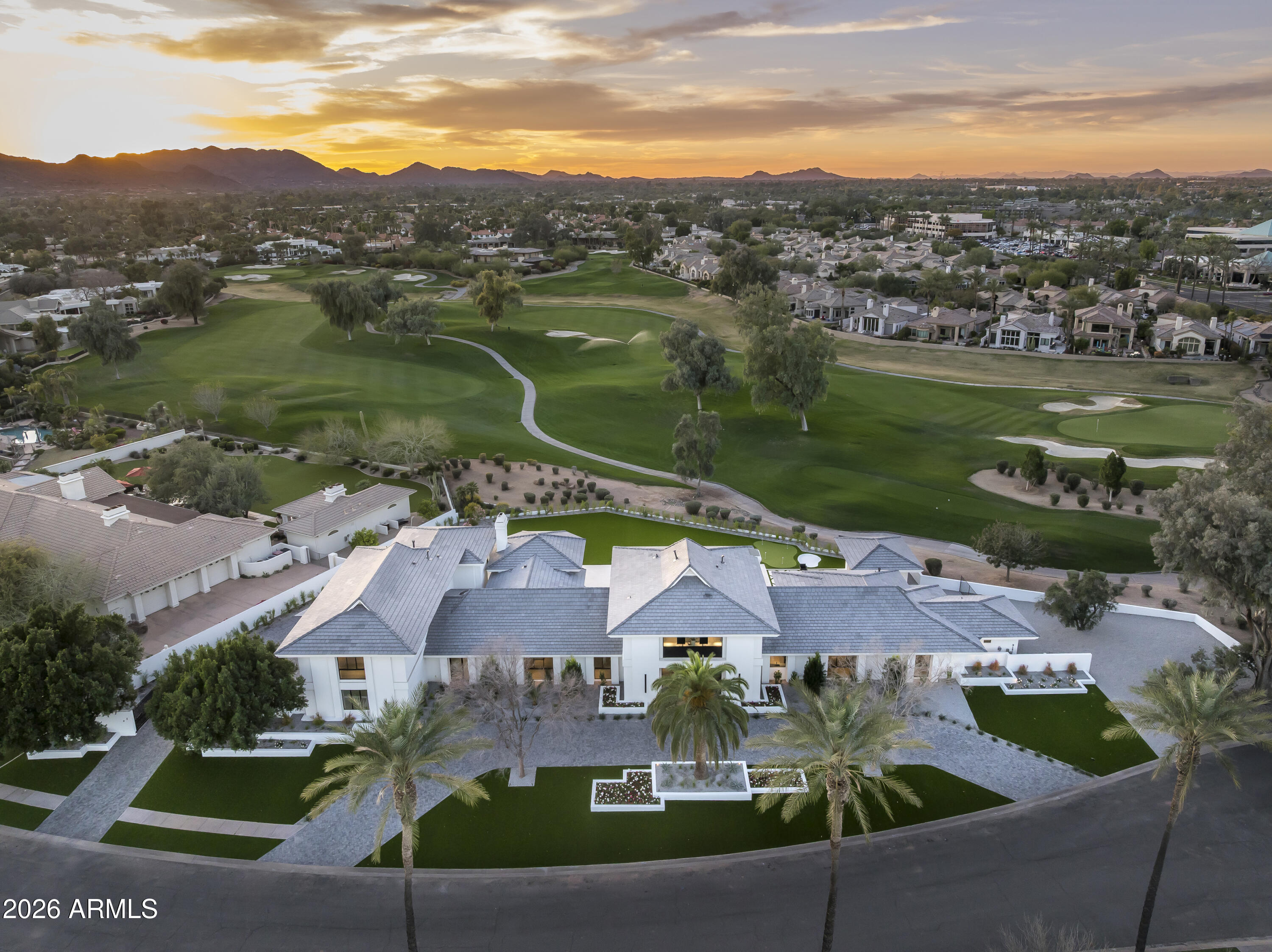 7780 E VAQUERO Drive