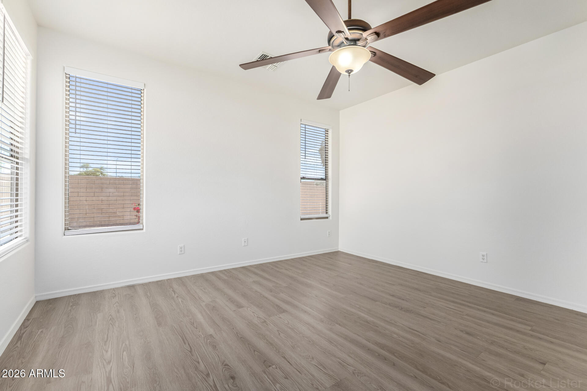 10205 W FLORENCE Avenue