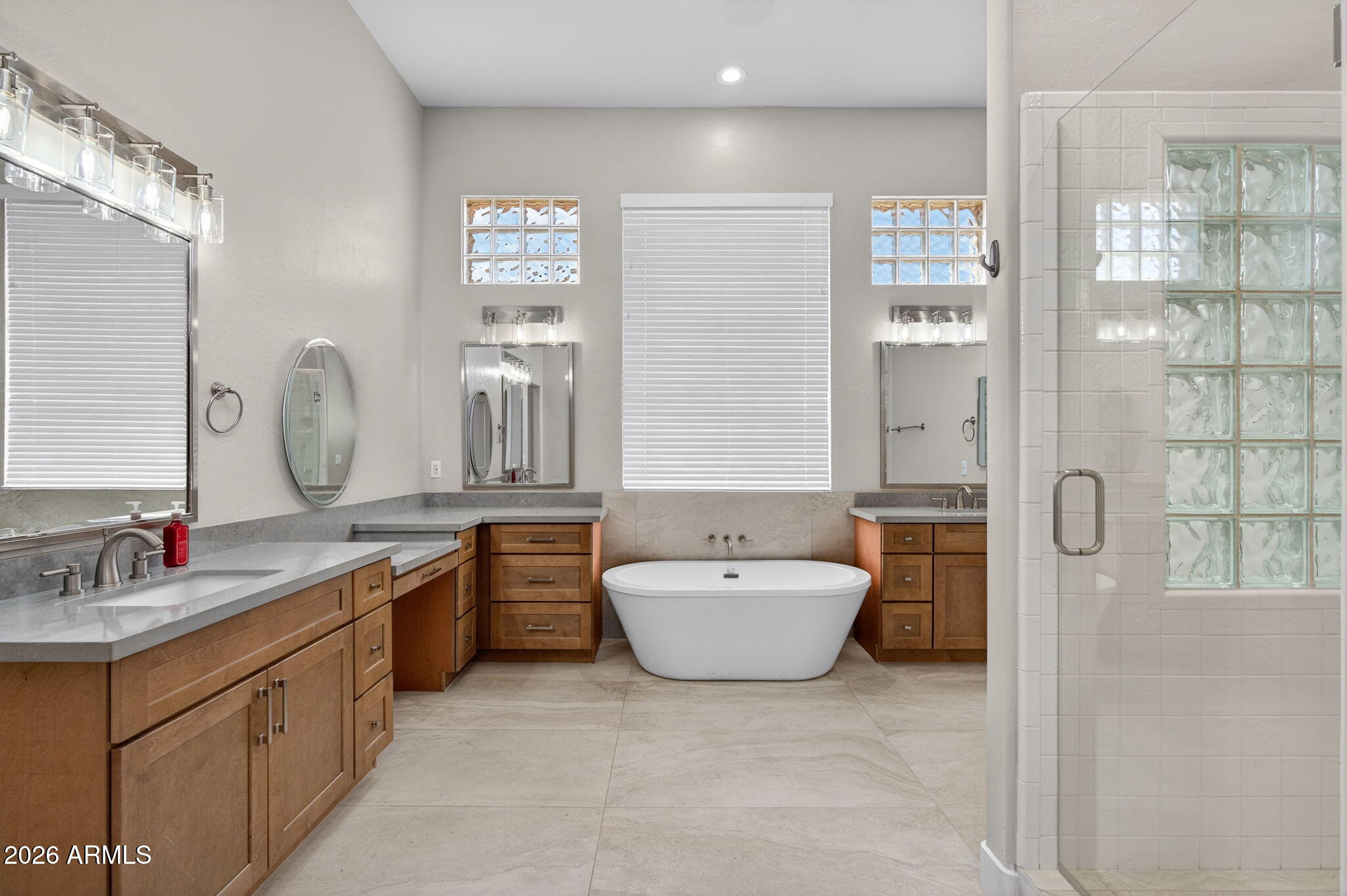 6952 E TRAILRIDGE Circle