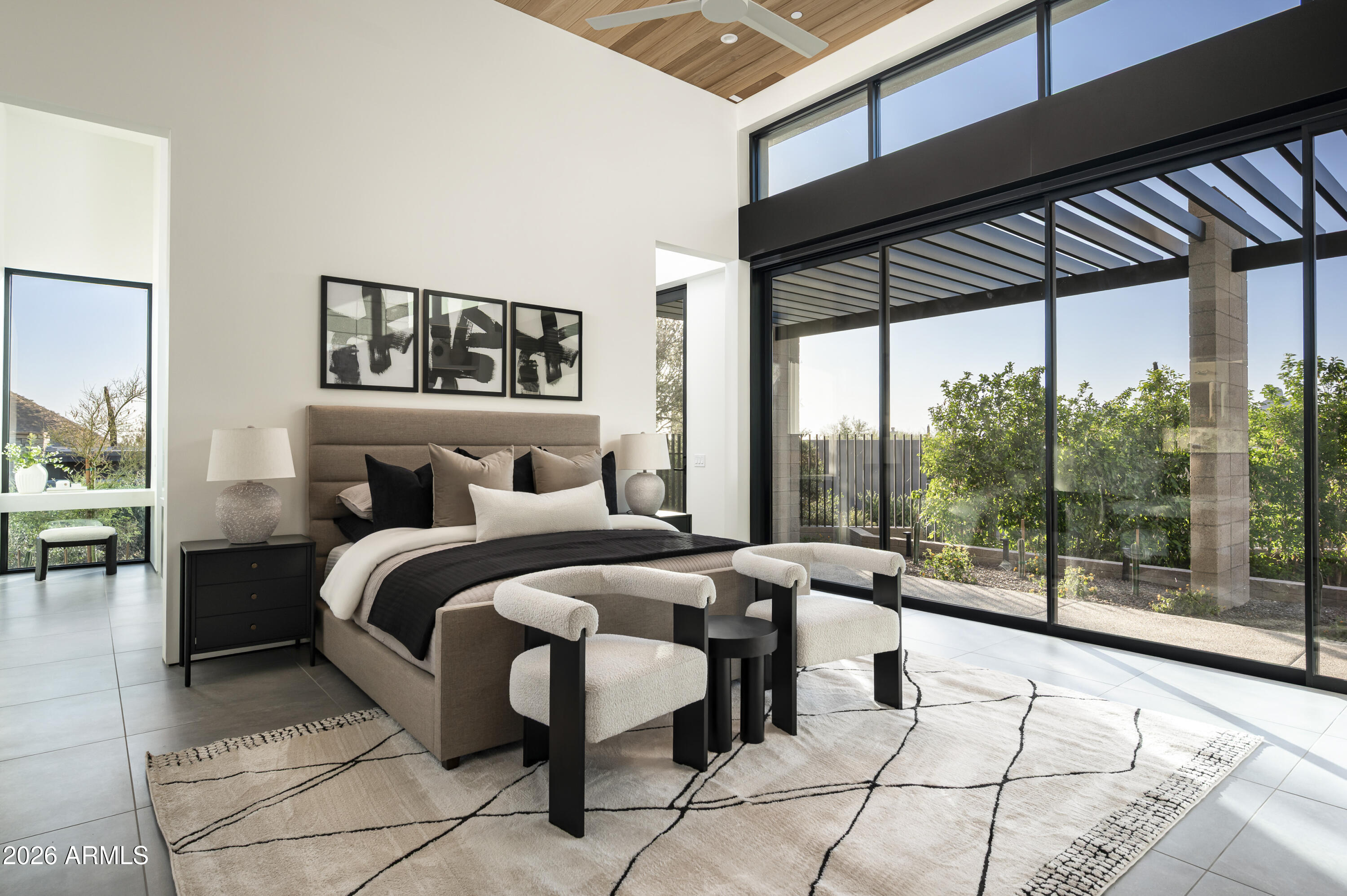 10801 E HAPPY VALLEY Road 131