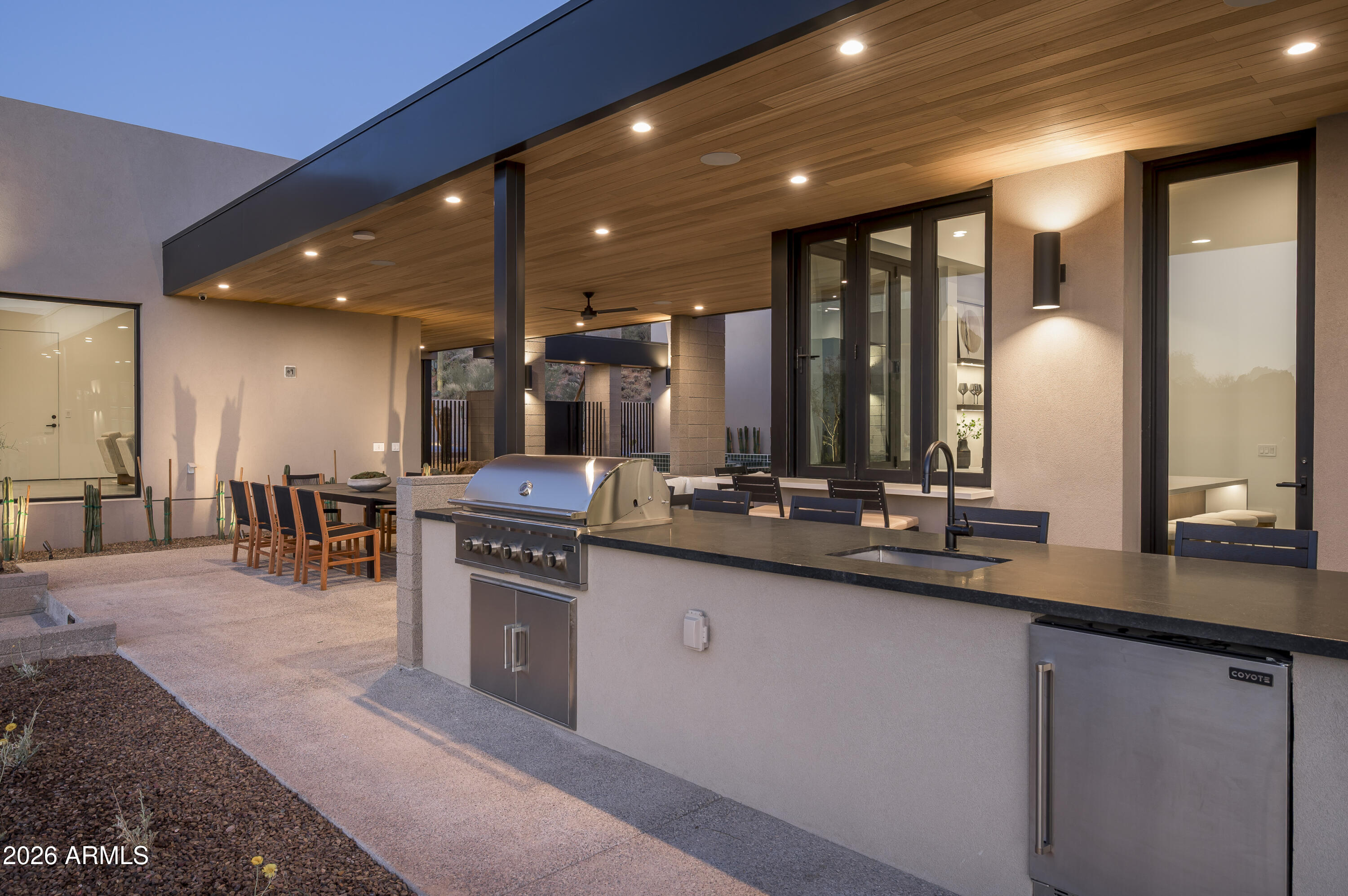 10801 E HAPPY VALLEY Road 131