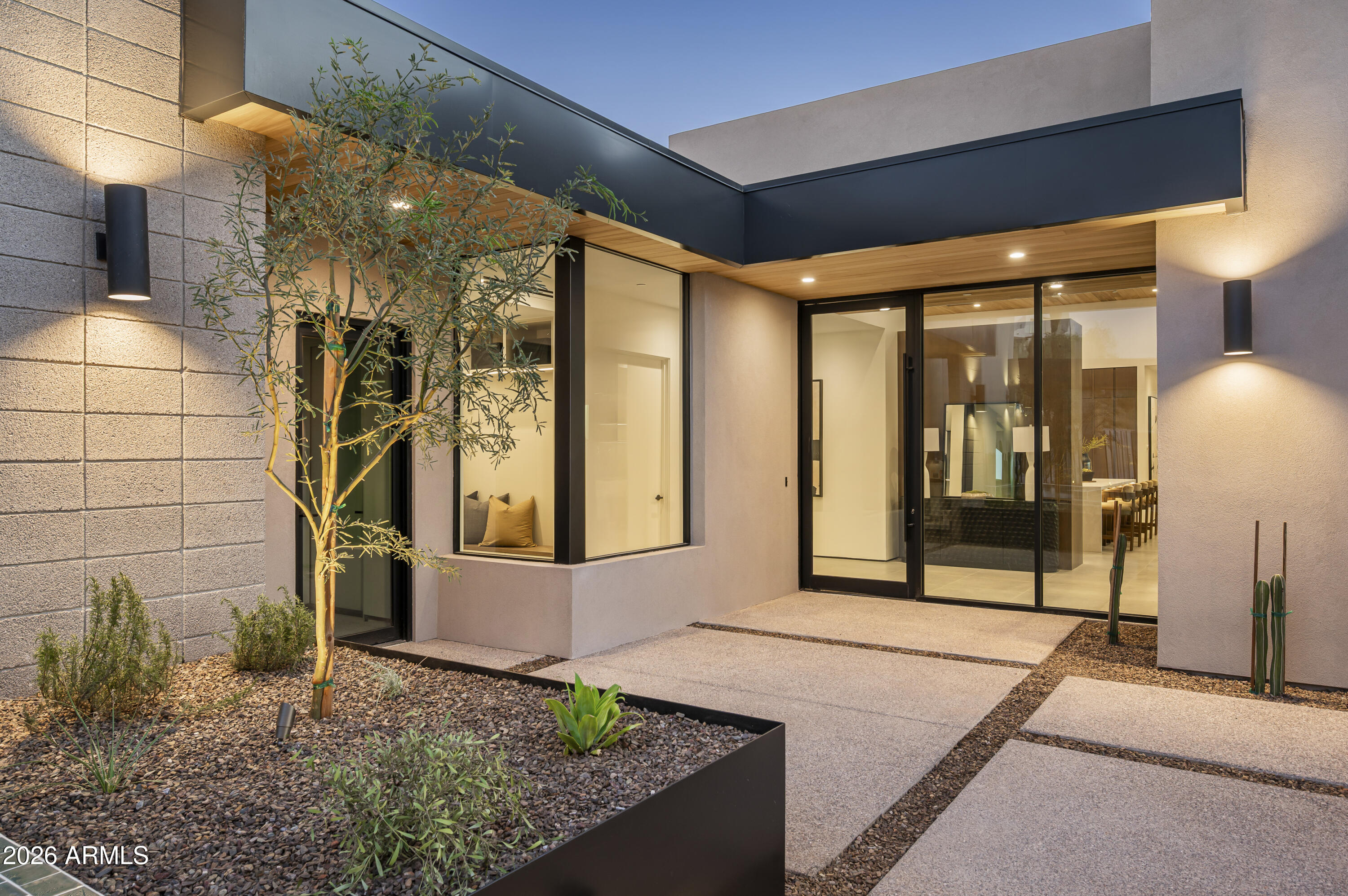10801 E HAPPY VALLEY Road 131
