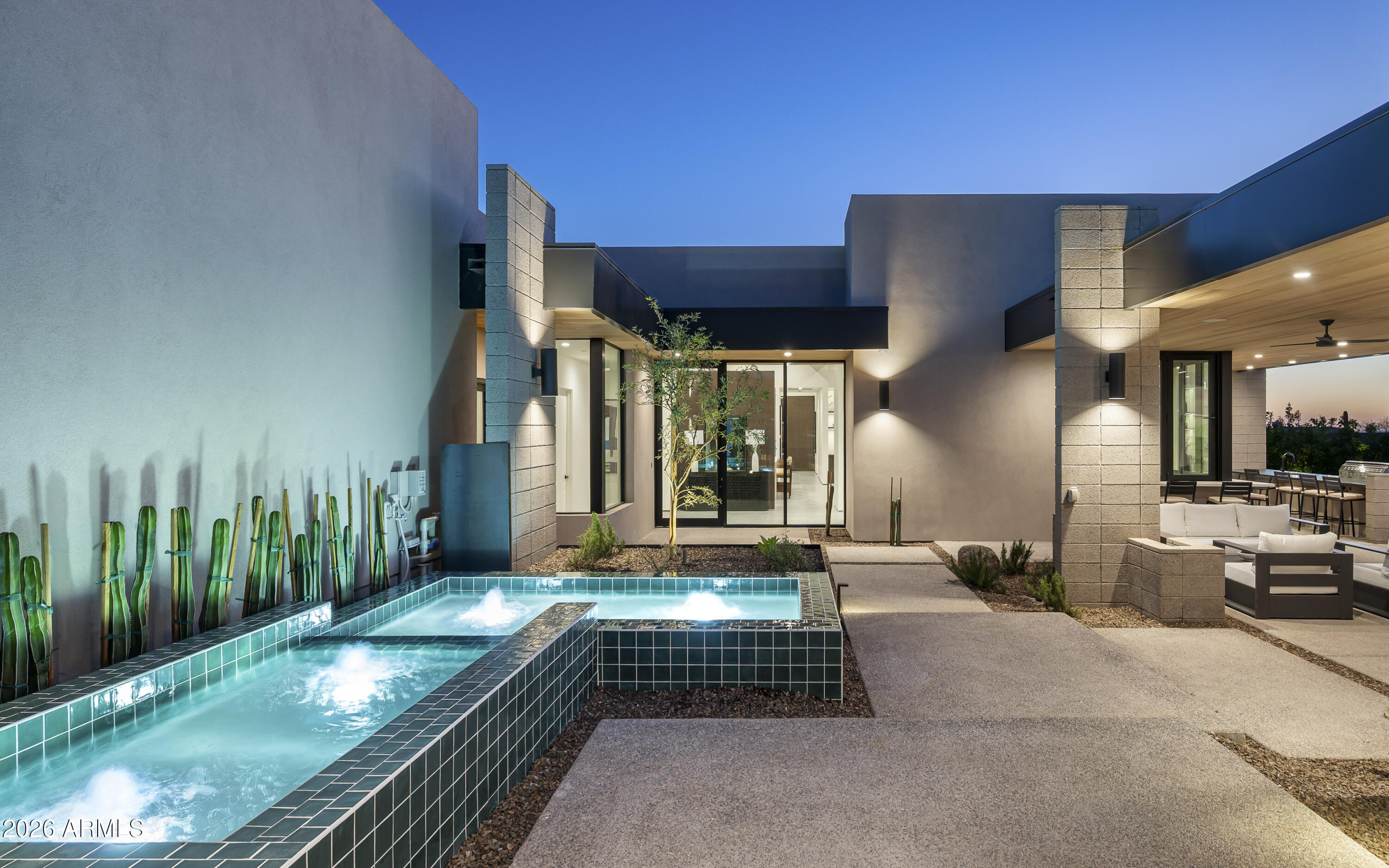 10801 E HAPPY VALLEY Road 131