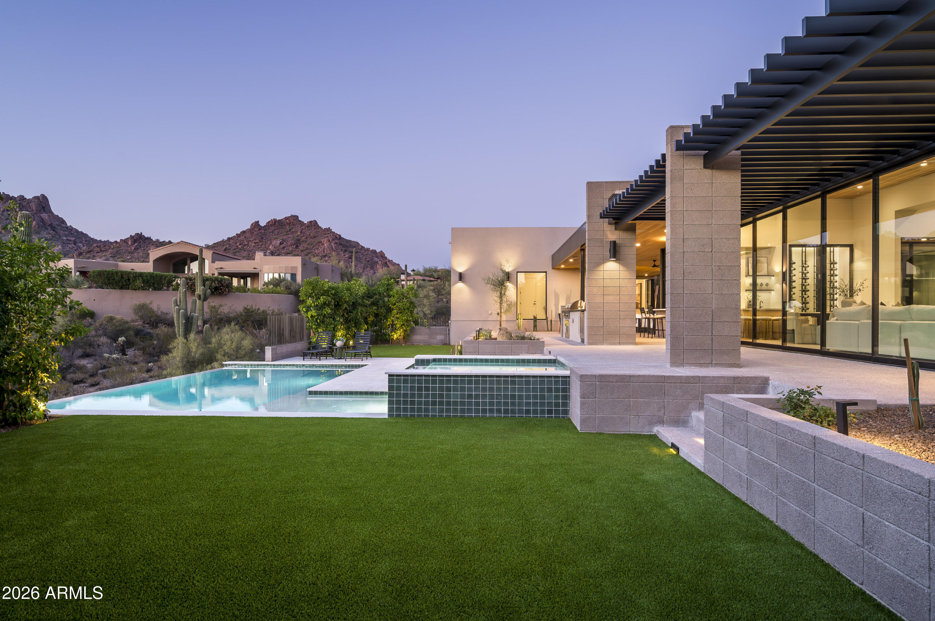 10801 E HAPPY VALLEY Road 131