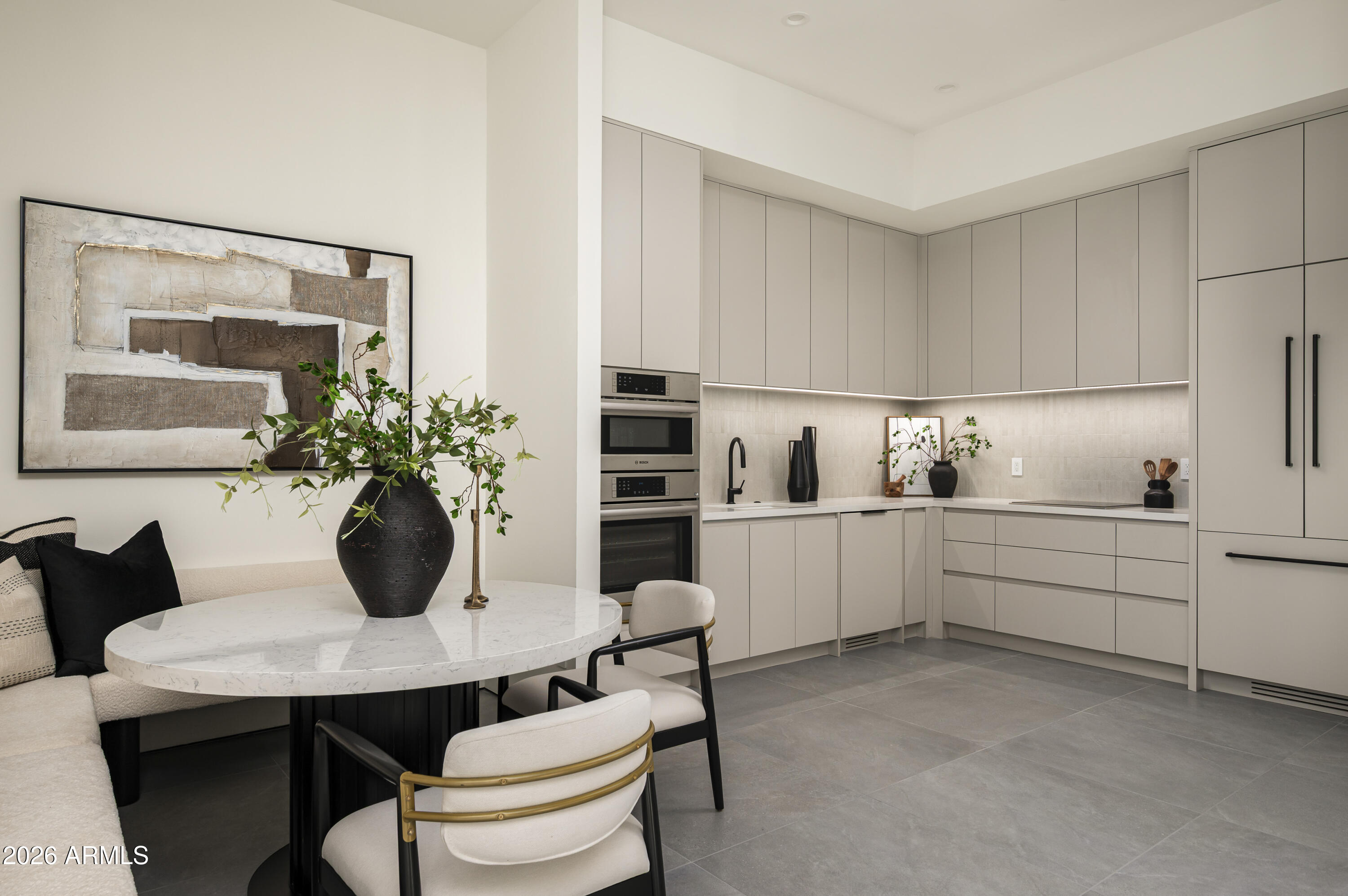 10801 E HAPPY VALLEY Road 131