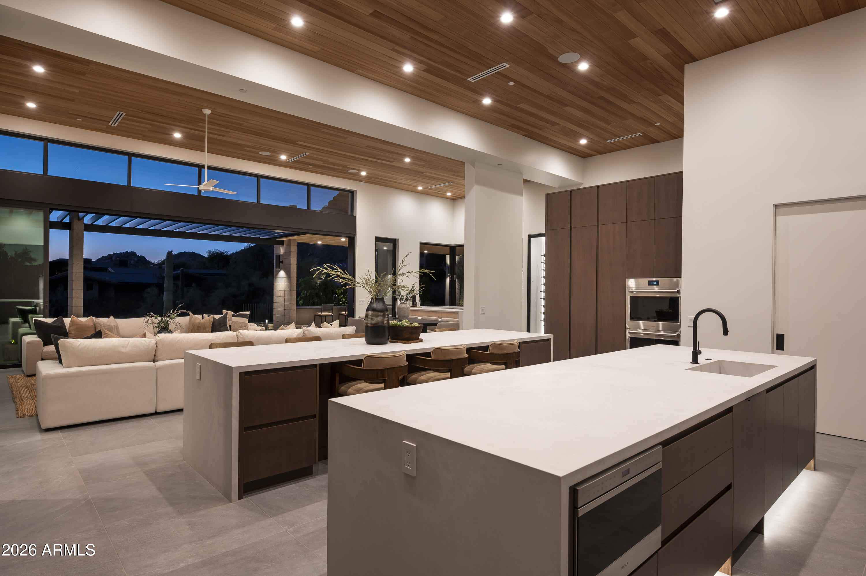 10801 E HAPPY VALLEY Road 131