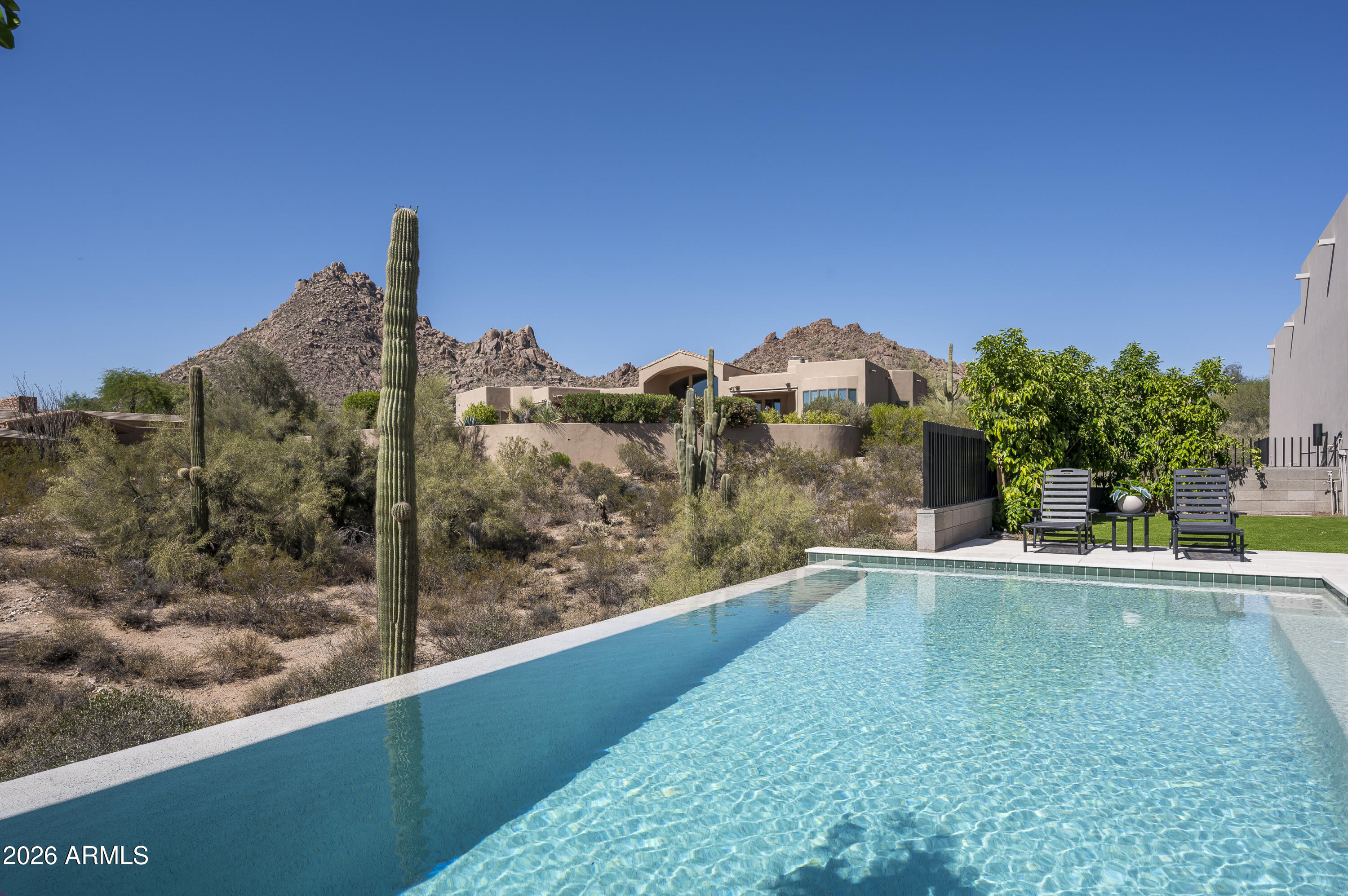 10801 E HAPPY VALLEY Road 131