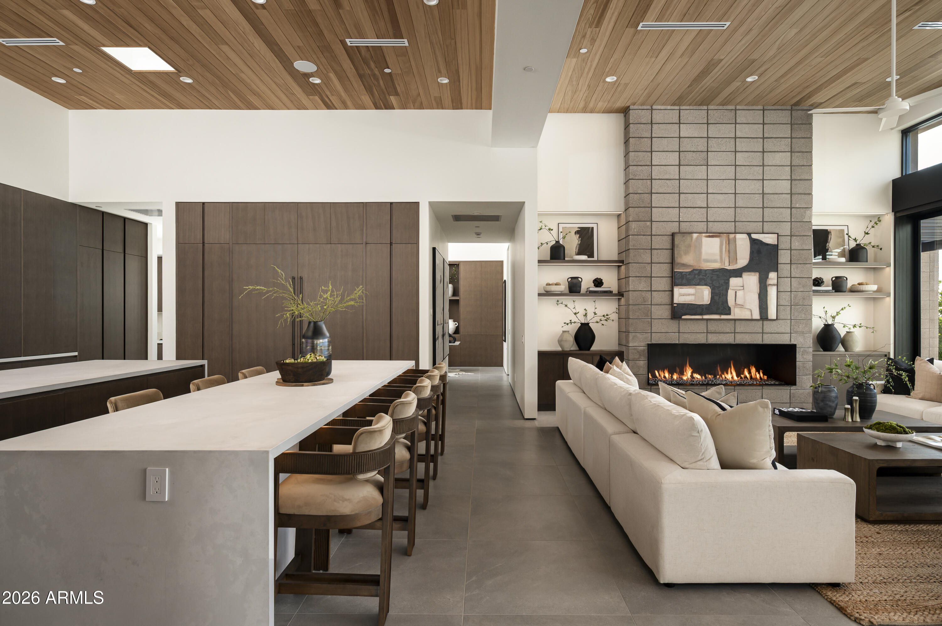 10801 E HAPPY VALLEY Road 131