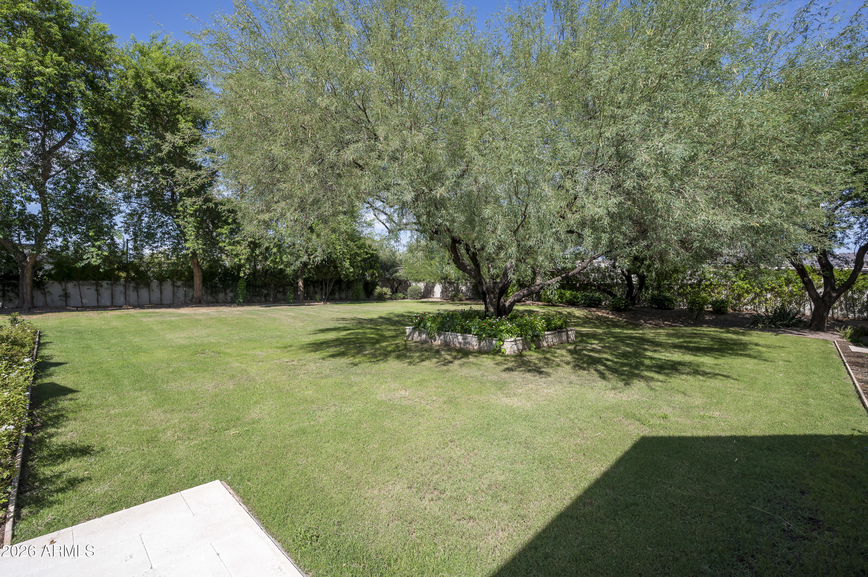 6020 E DOUBLETREE RANCH Road
