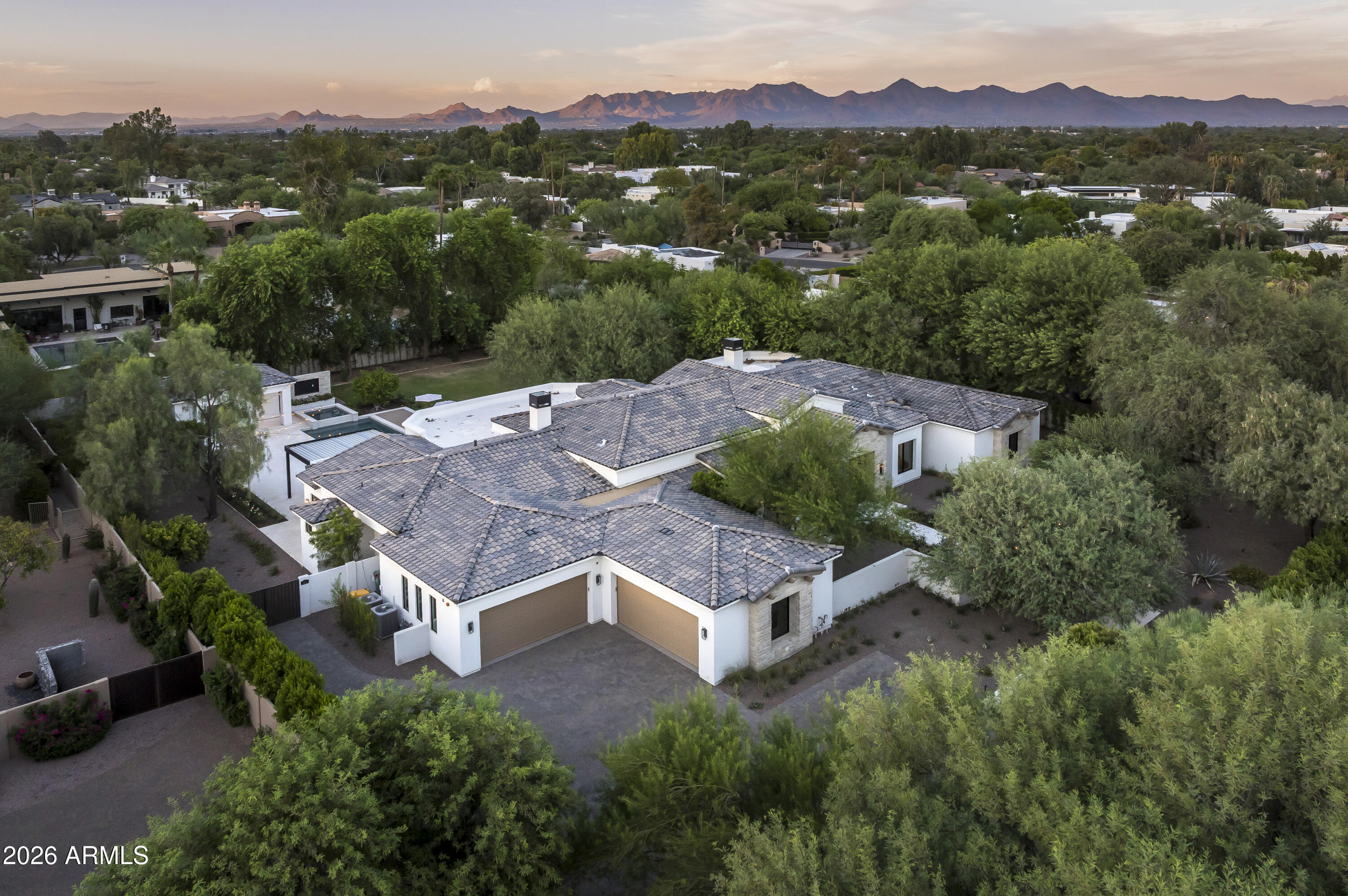 6020 E DOUBLETREE RANCH Road