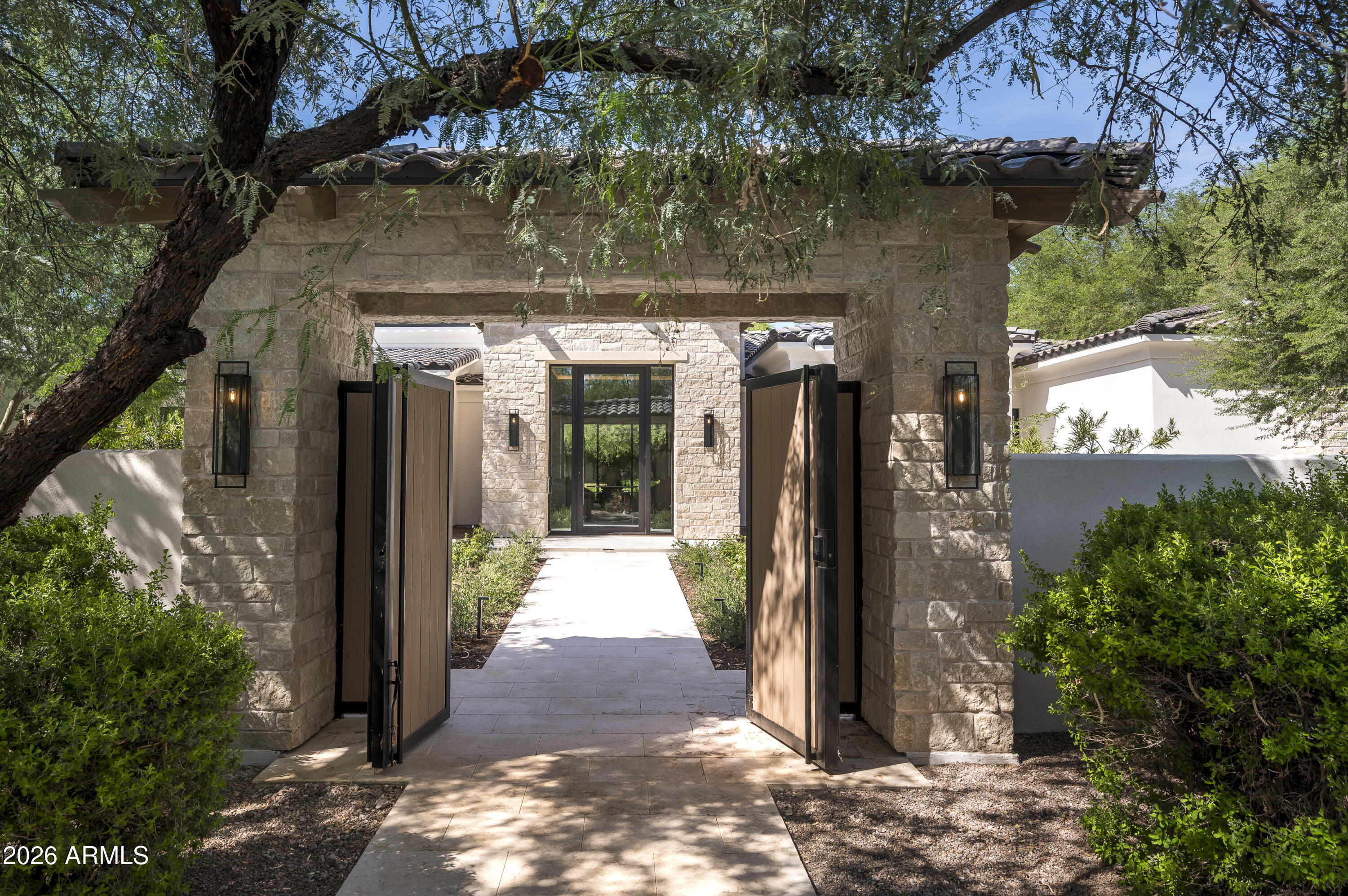 6020 E DOUBLETREE RANCH Road