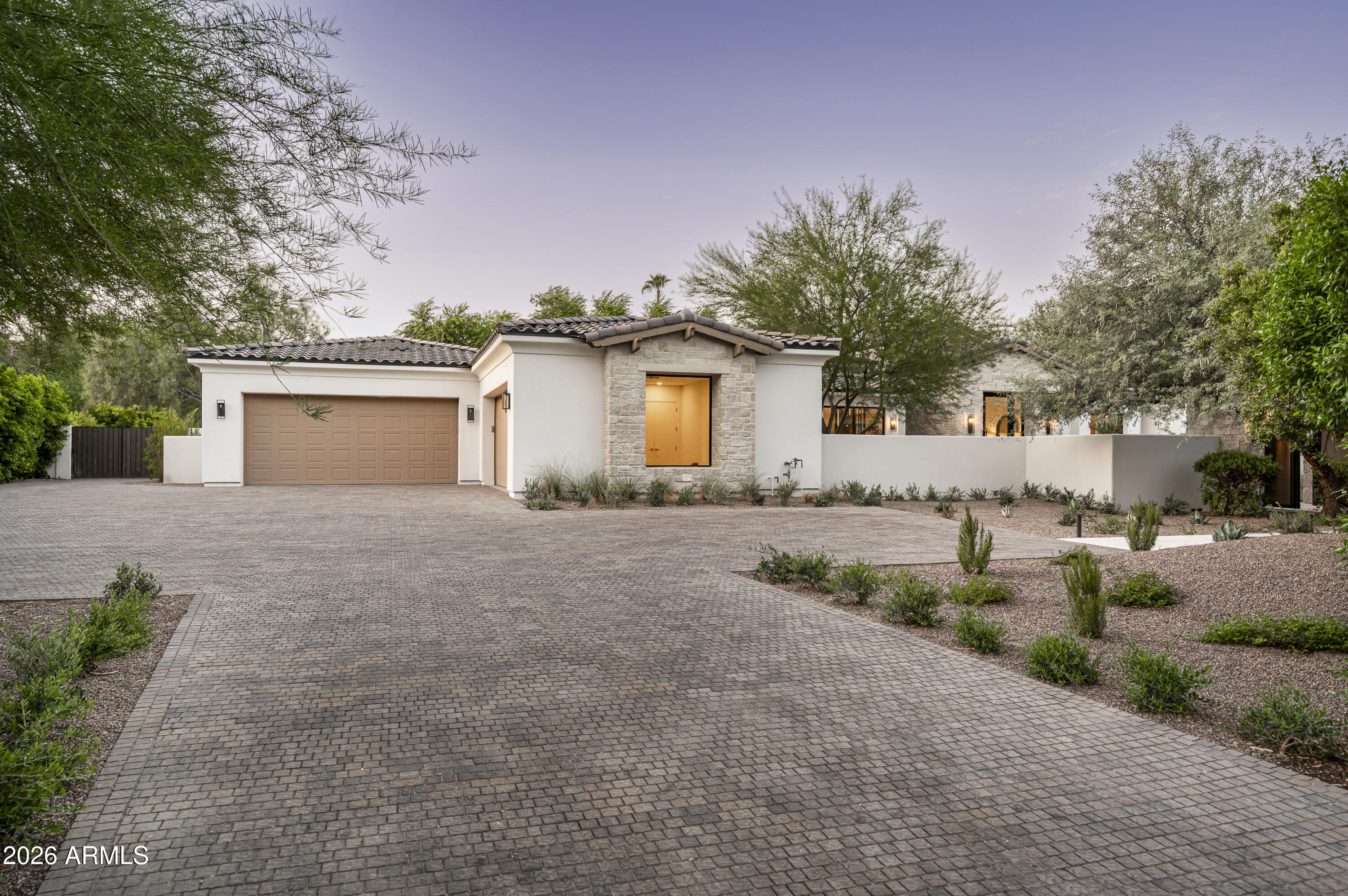 6020 E DOUBLETREE RANCH Road