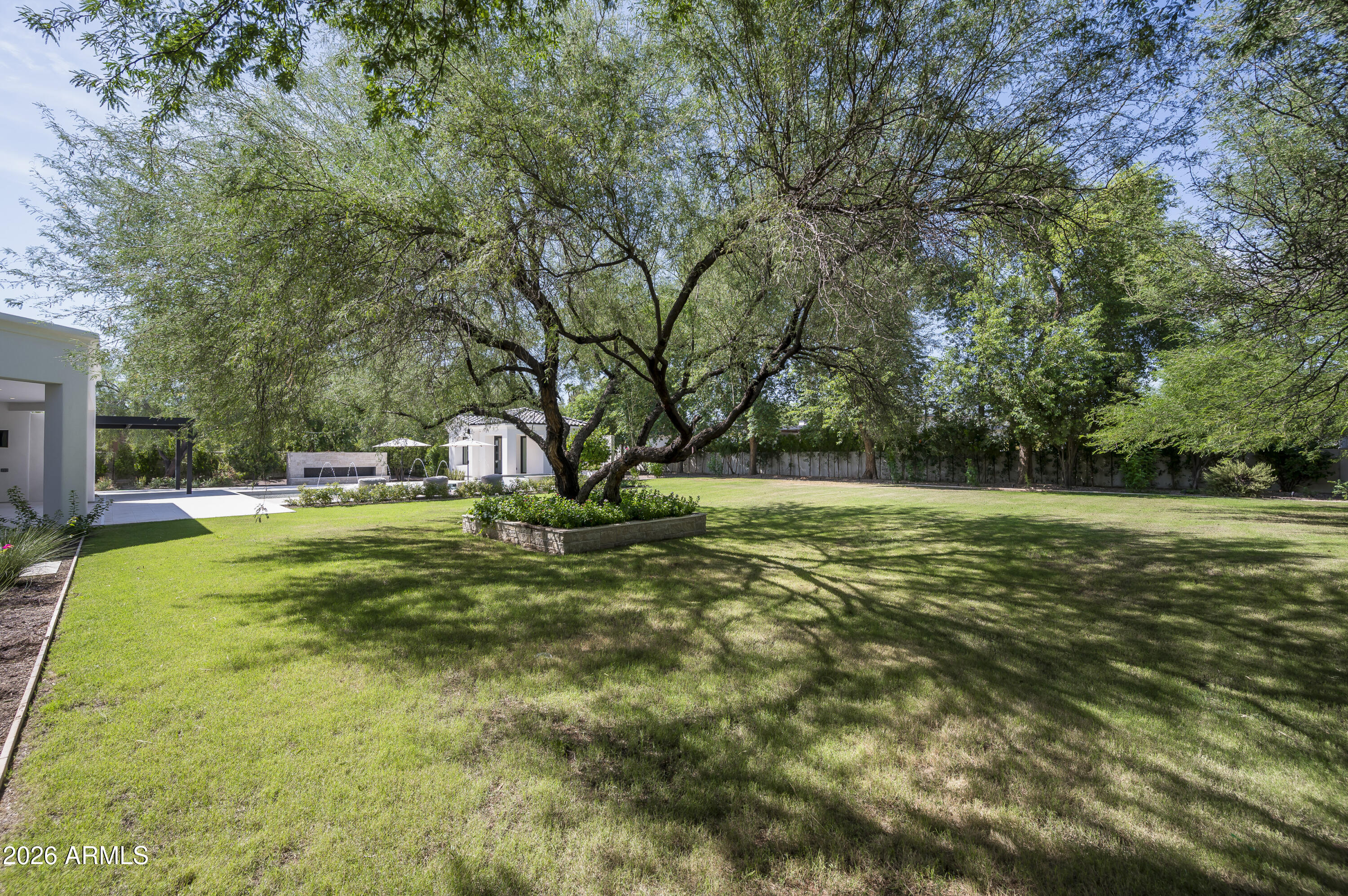 6020 E DOUBLETREE RANCH Road