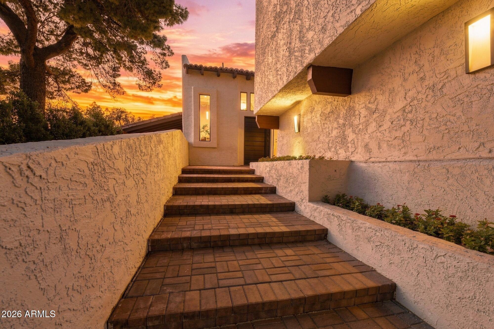 4432 E CAMELBACK Road 120