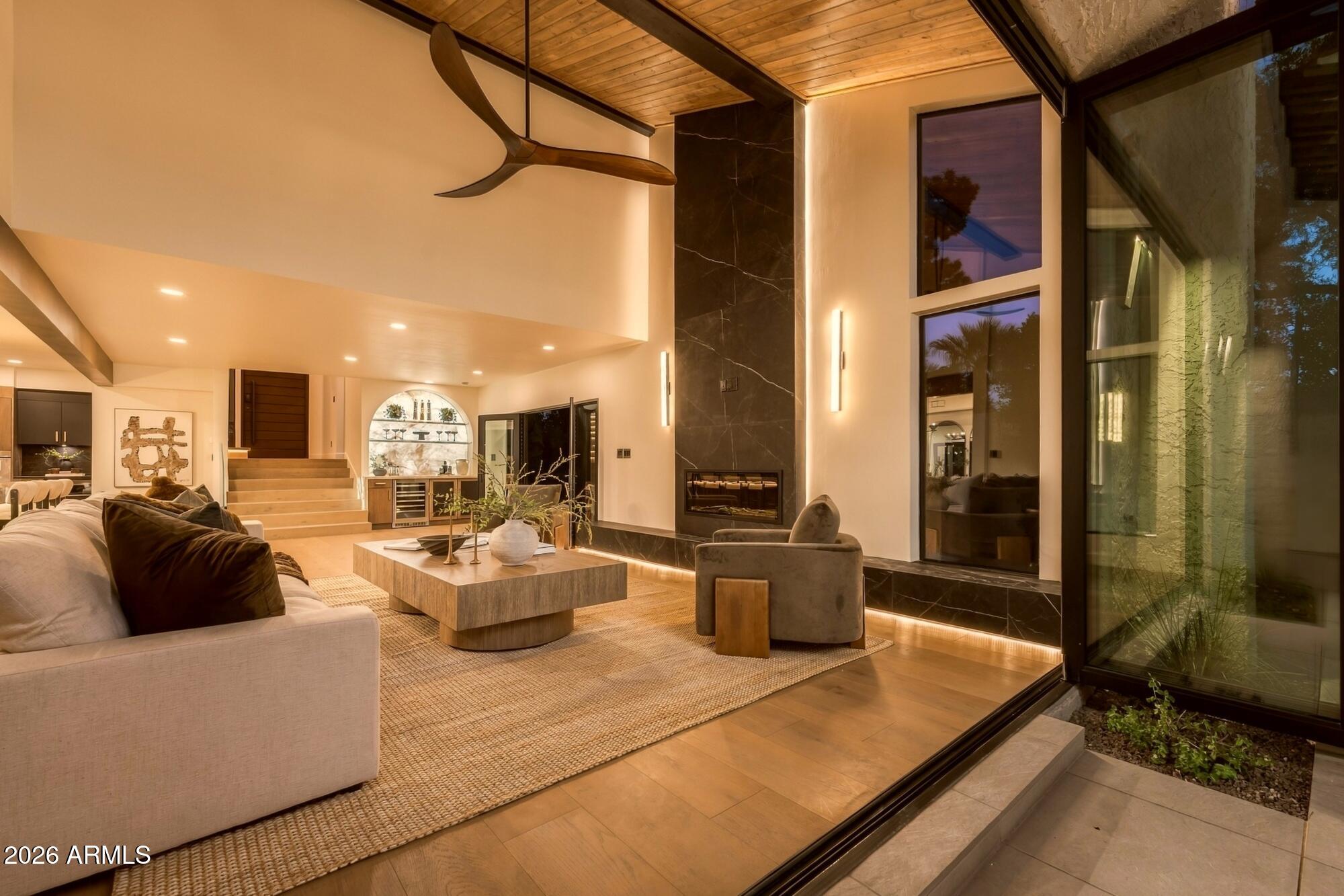 4432 E CAMELBACK Road 120
