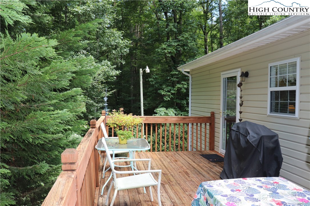 2832 Laurel Lane