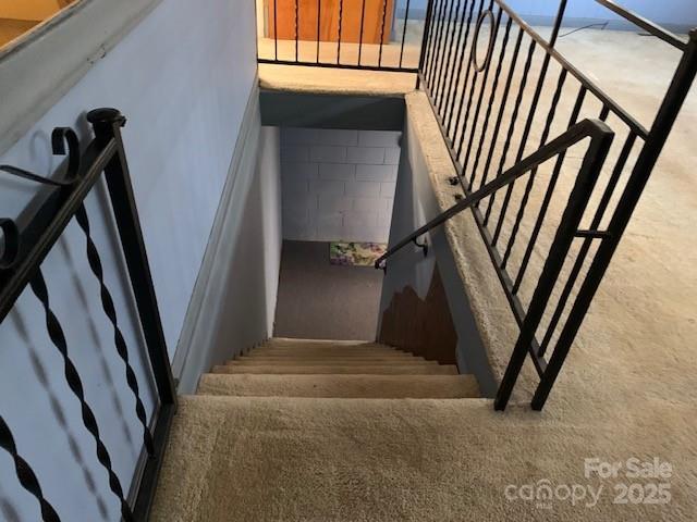 209 8th Avenue NW