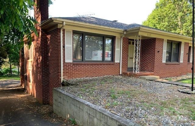 209 8th Avenue NW