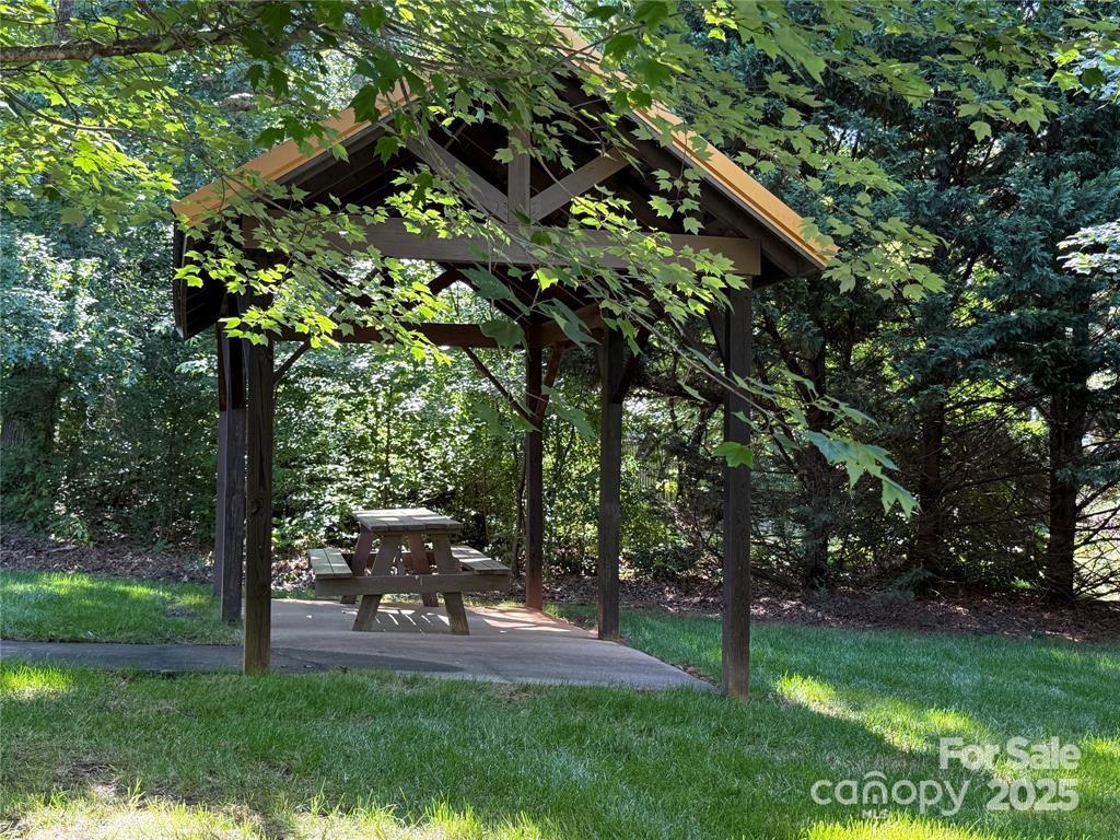 141 Maplewood Court