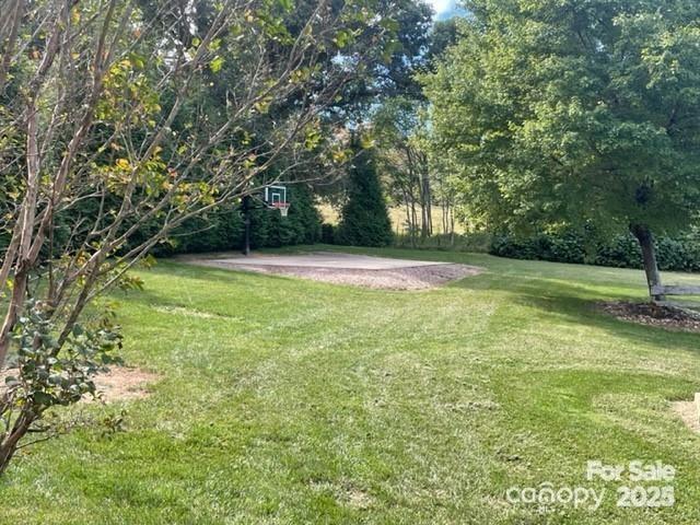 141 Maplewood Court