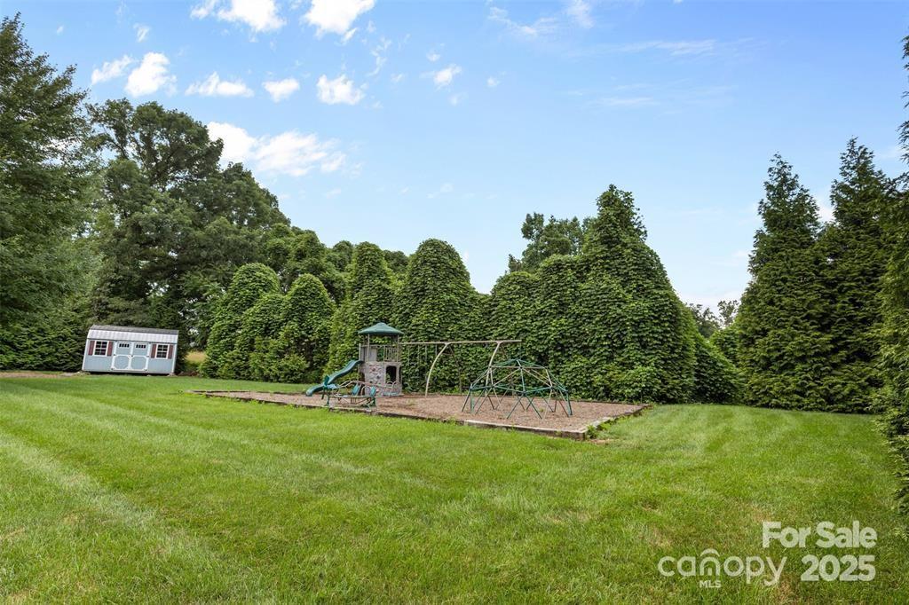 141 Maplewood Court