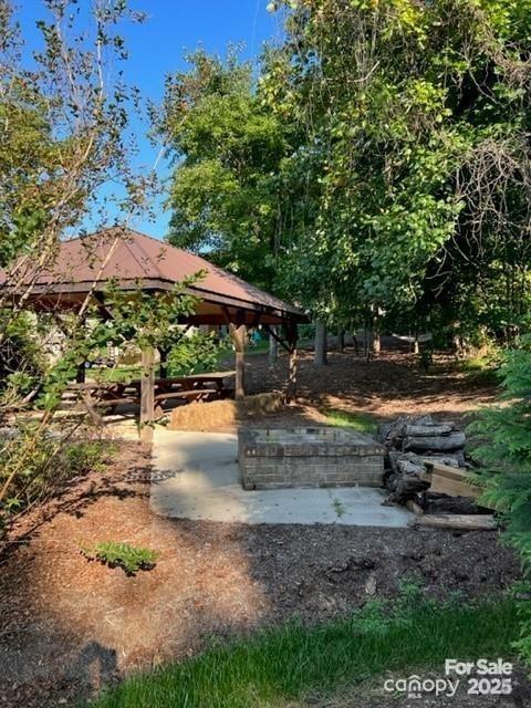 141 Maplewood Court