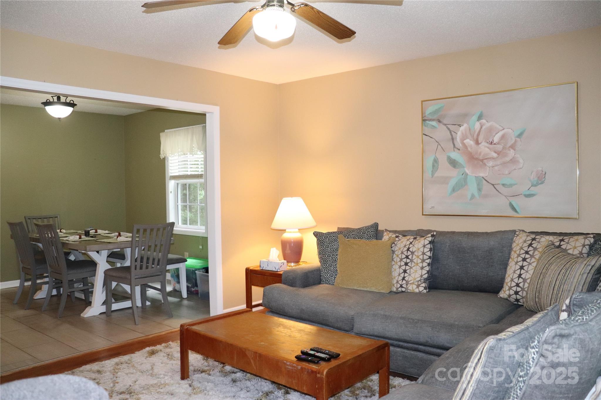 2832 Laurel Lane
