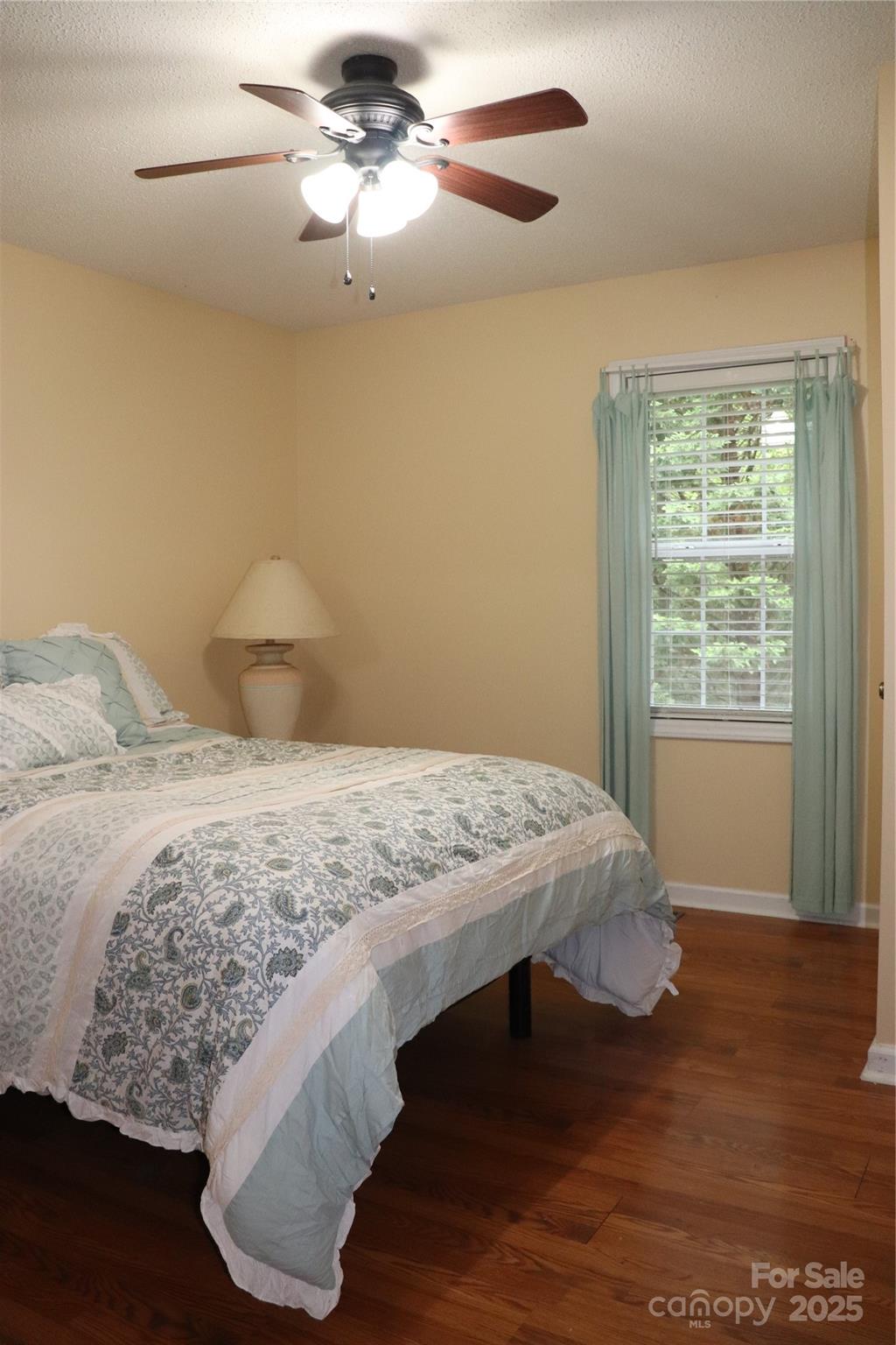 2832 Laurel Lane