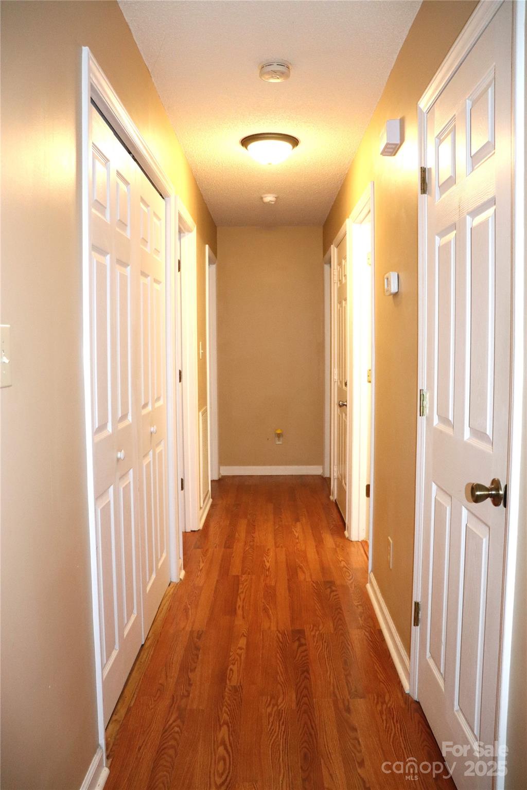 2832 Laurel Lane