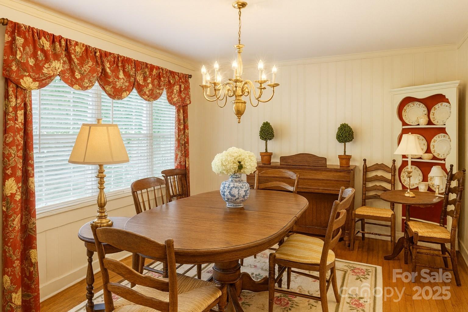 1108 Hibriten Drive SE