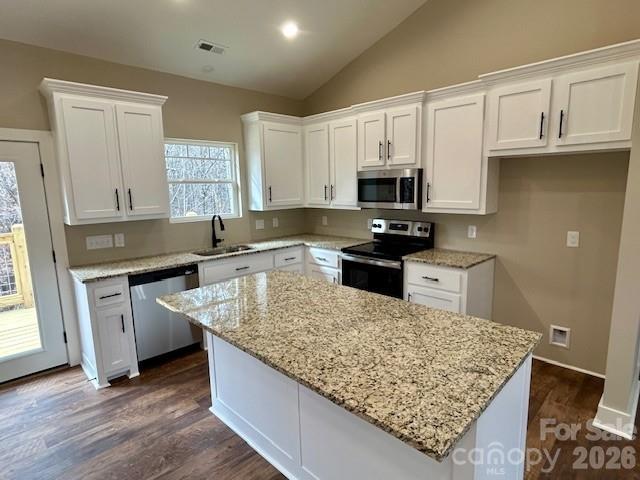 420 Scarlett Oak Court NE